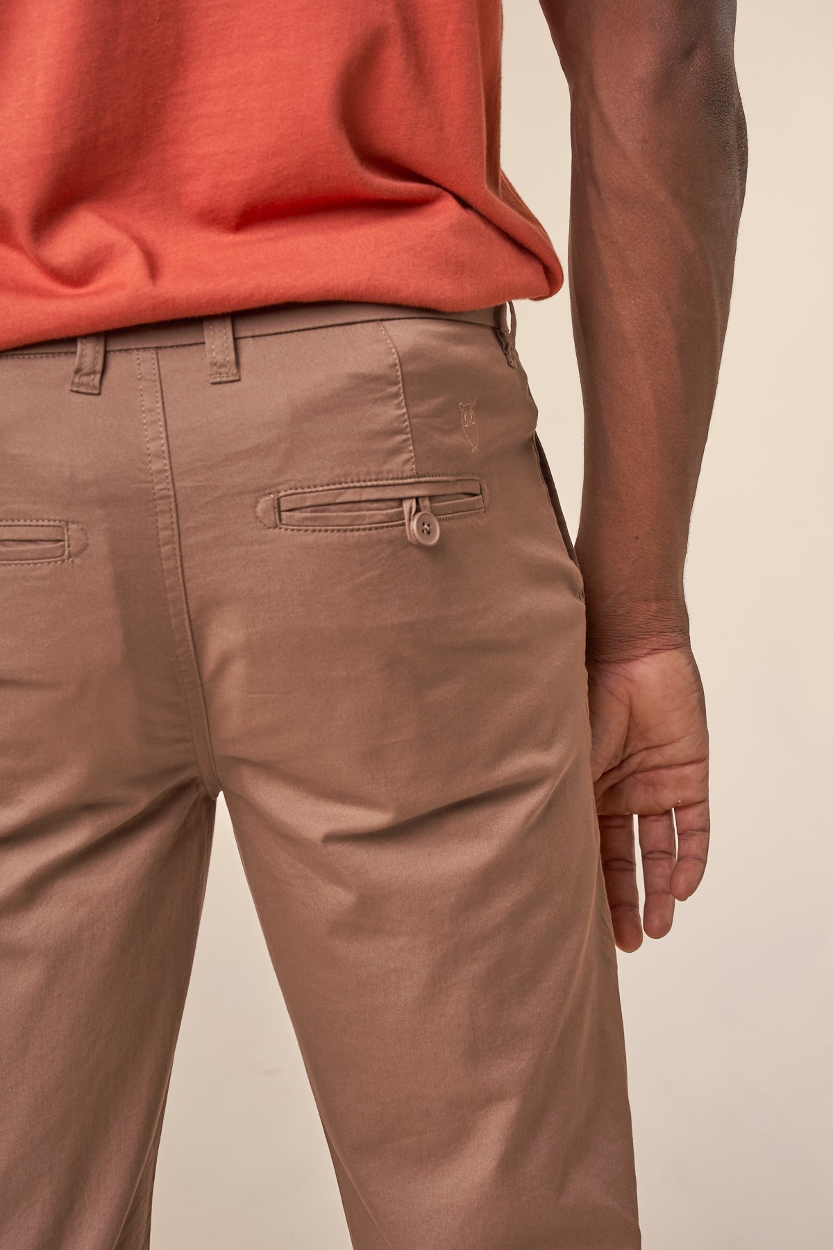 Chino marron en coton bio - chuck cub