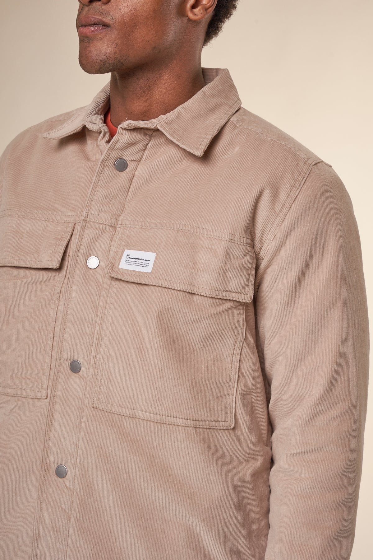 Blouson velours en coton bio et matière recyclée | beige "corduroy overshirt light feather gray"
