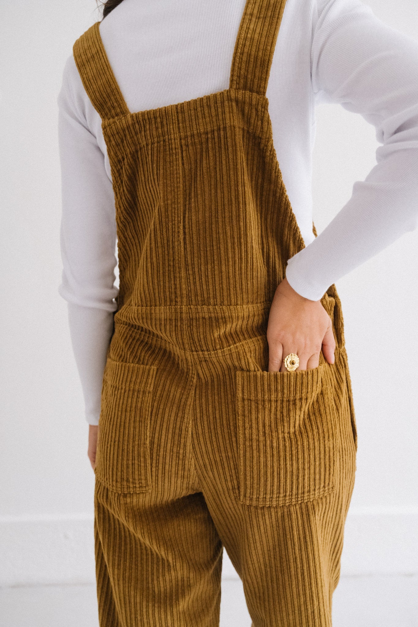 Salopette velours en coton bio | camel "light oak corduroy luz jumpsuit - brown"