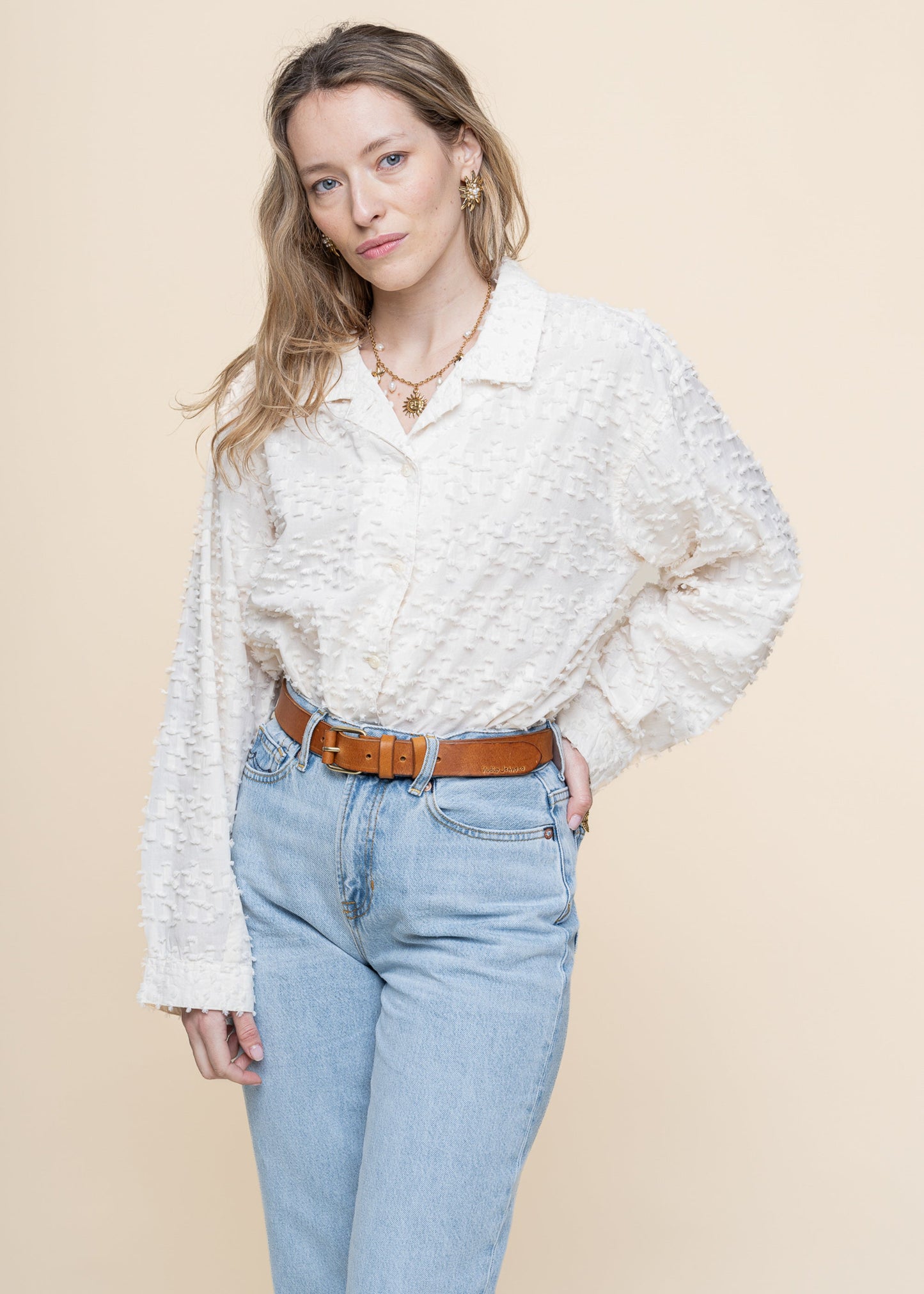 Chemise texturée en coton bio | écru "Juni fringe shirt - offwhite"