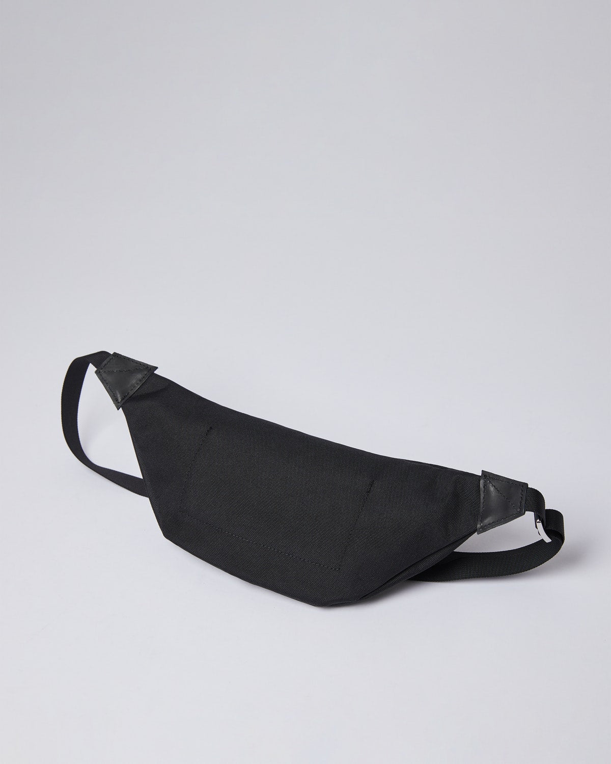 Banane 1,5L en coton bio et cuir | Noir "aste black with black leather"