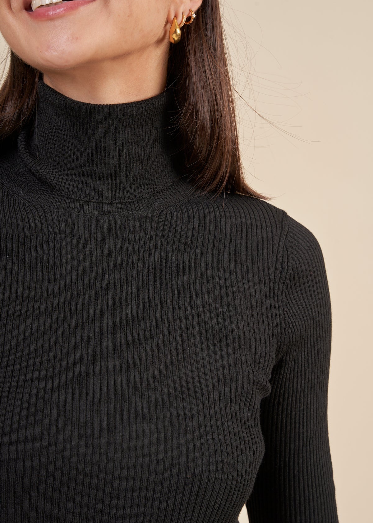 Pull col roulé en laine bio | Noir "calisaas black"