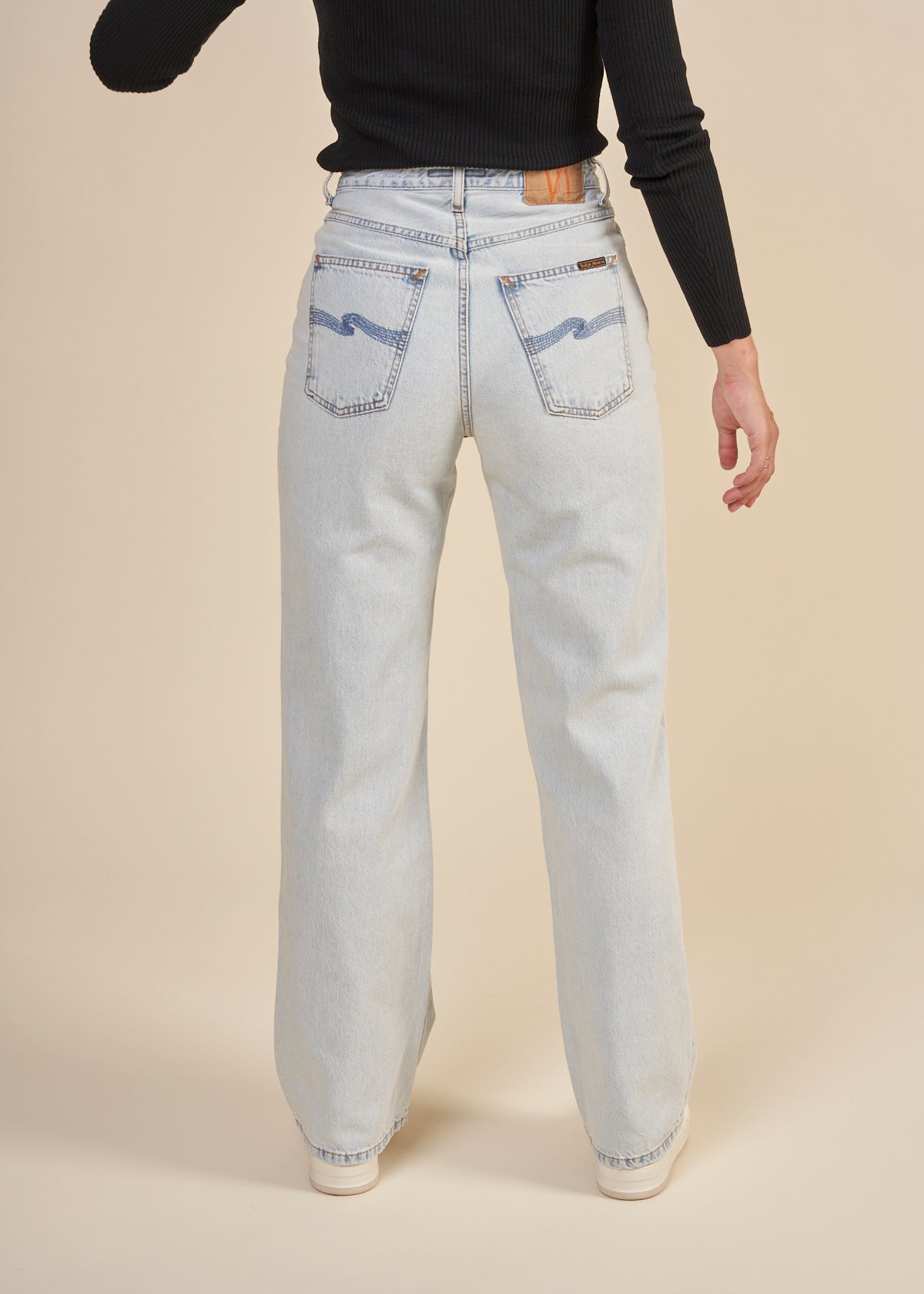 Jean ample bleu délavé en coton bio - clean eileen touch of blue