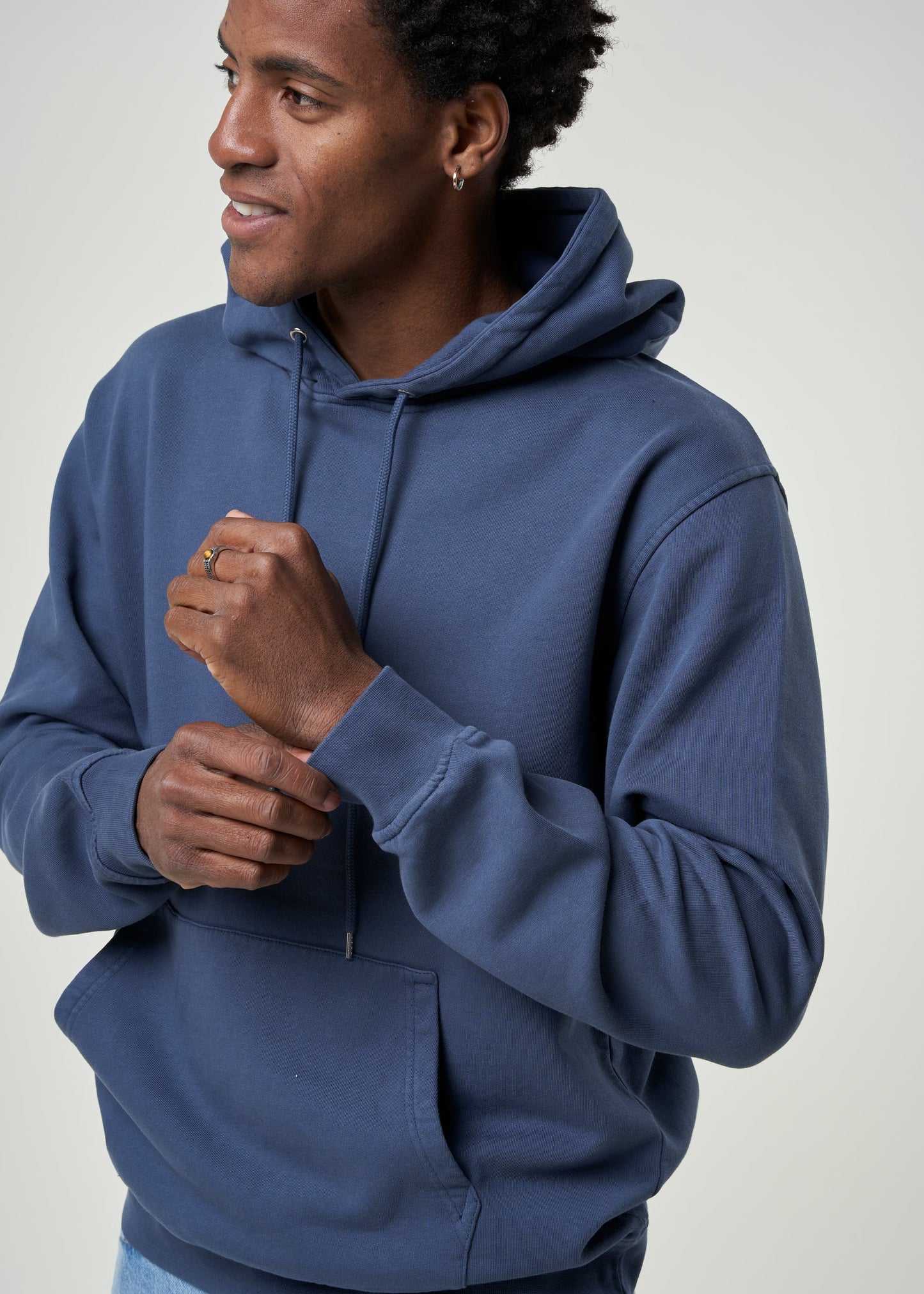 Sweat à capuche en coton bio | bleu "petrol blue"