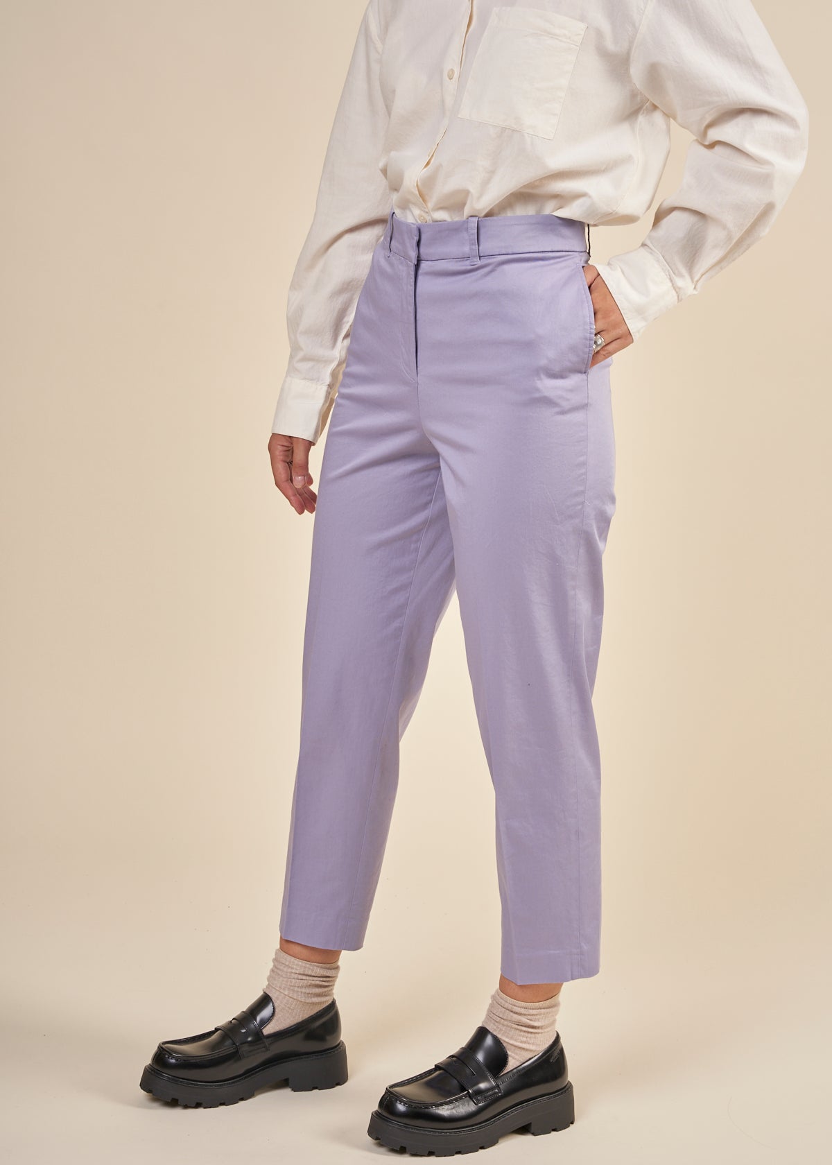Pantalon à pinces en coton bio | Violet "warmaar light purple stone"