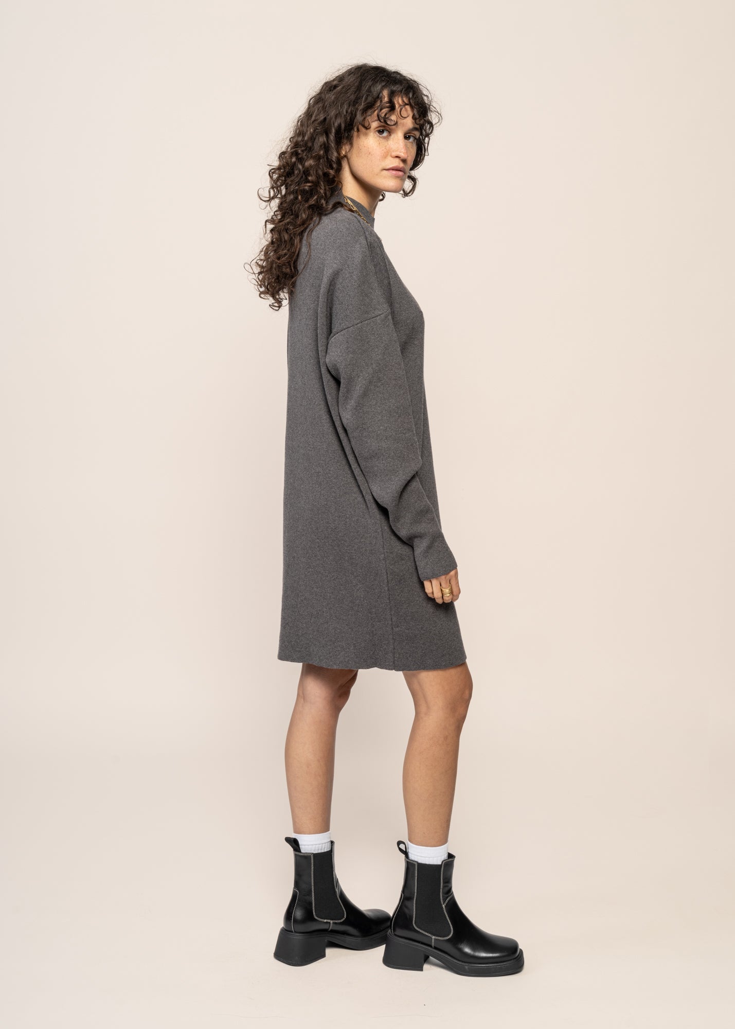 Robe pull en maille de coton bio | Gris "nuna dark grey"