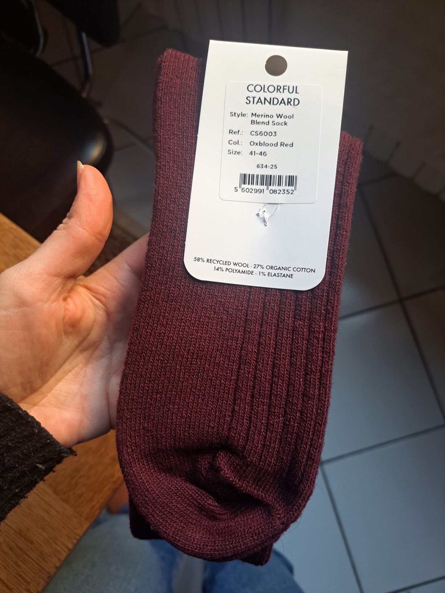 Chaussettes en laine mérinos recyclée | bordeaux 'oxblood red'
