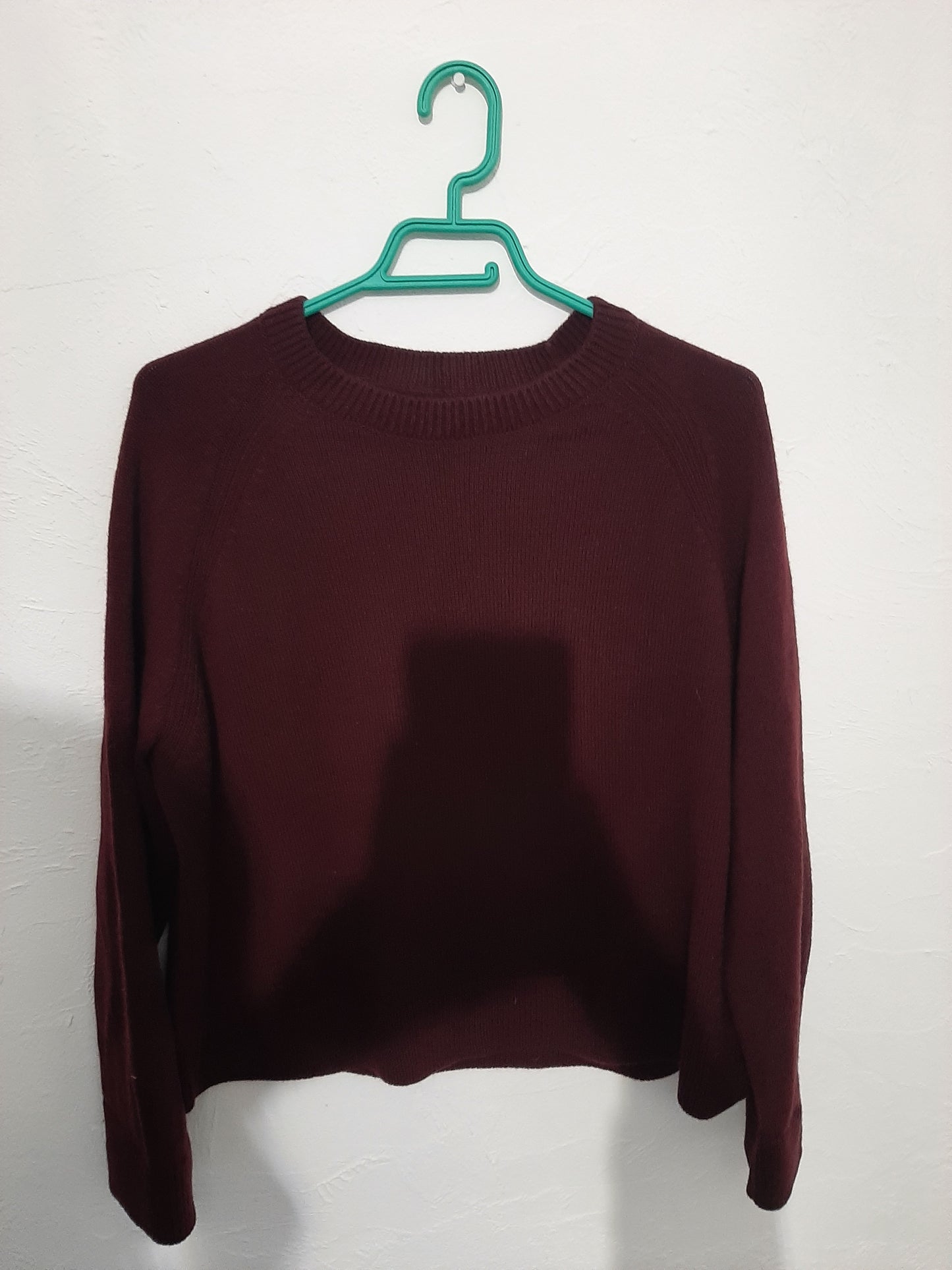 Pull boxy en laine mérinos recyclée | bordeaux