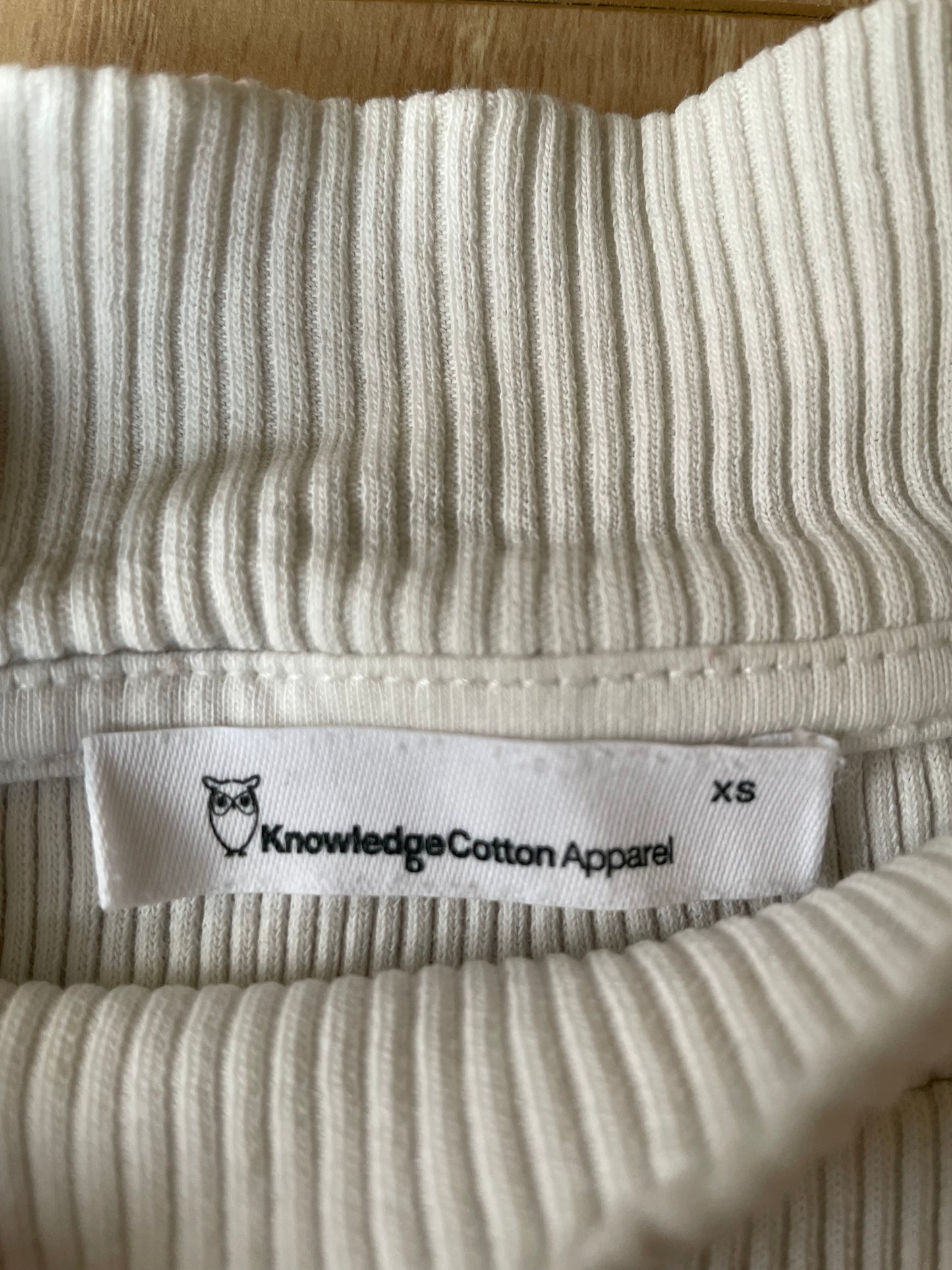T-shirt manches longues en coton bio | Blanc 'rib high neck long sleeved snow white'