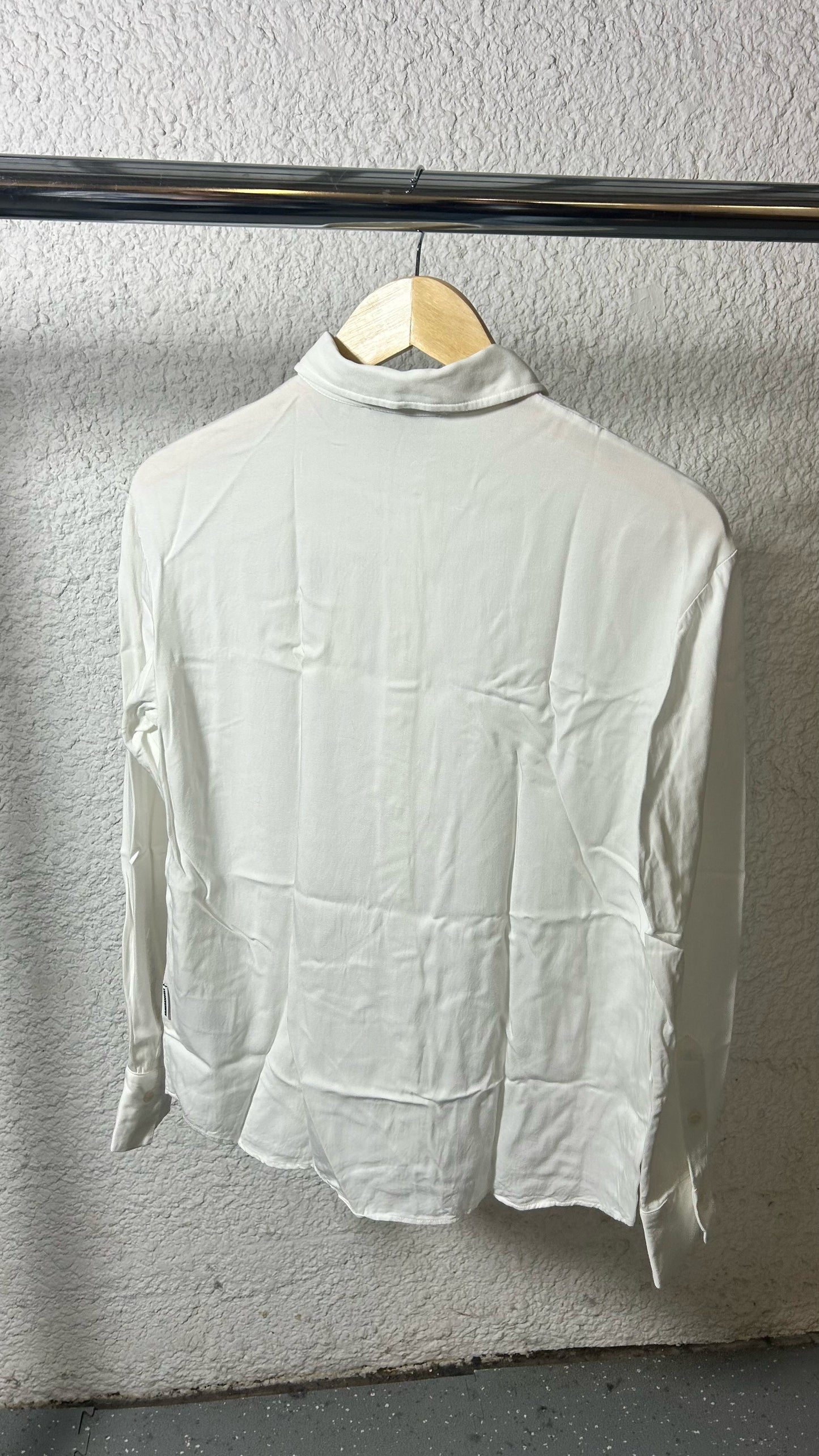 Chemise en ecovero | blanc 'larisaana longsleeve - off white'