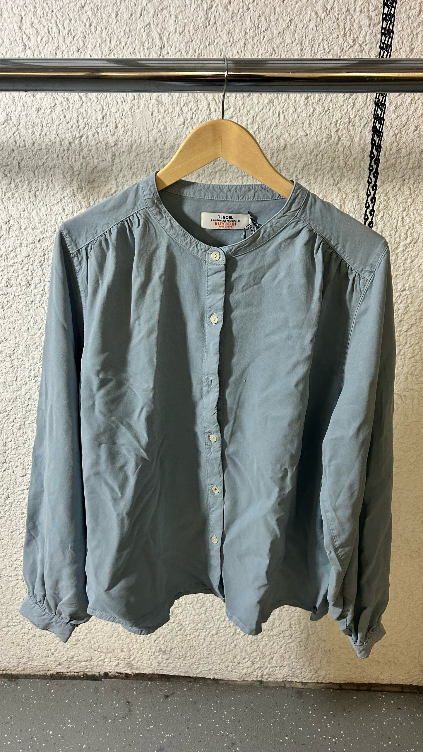 Blouse en tencel | bleu clair 'evi tencel blouse - cloud blue'