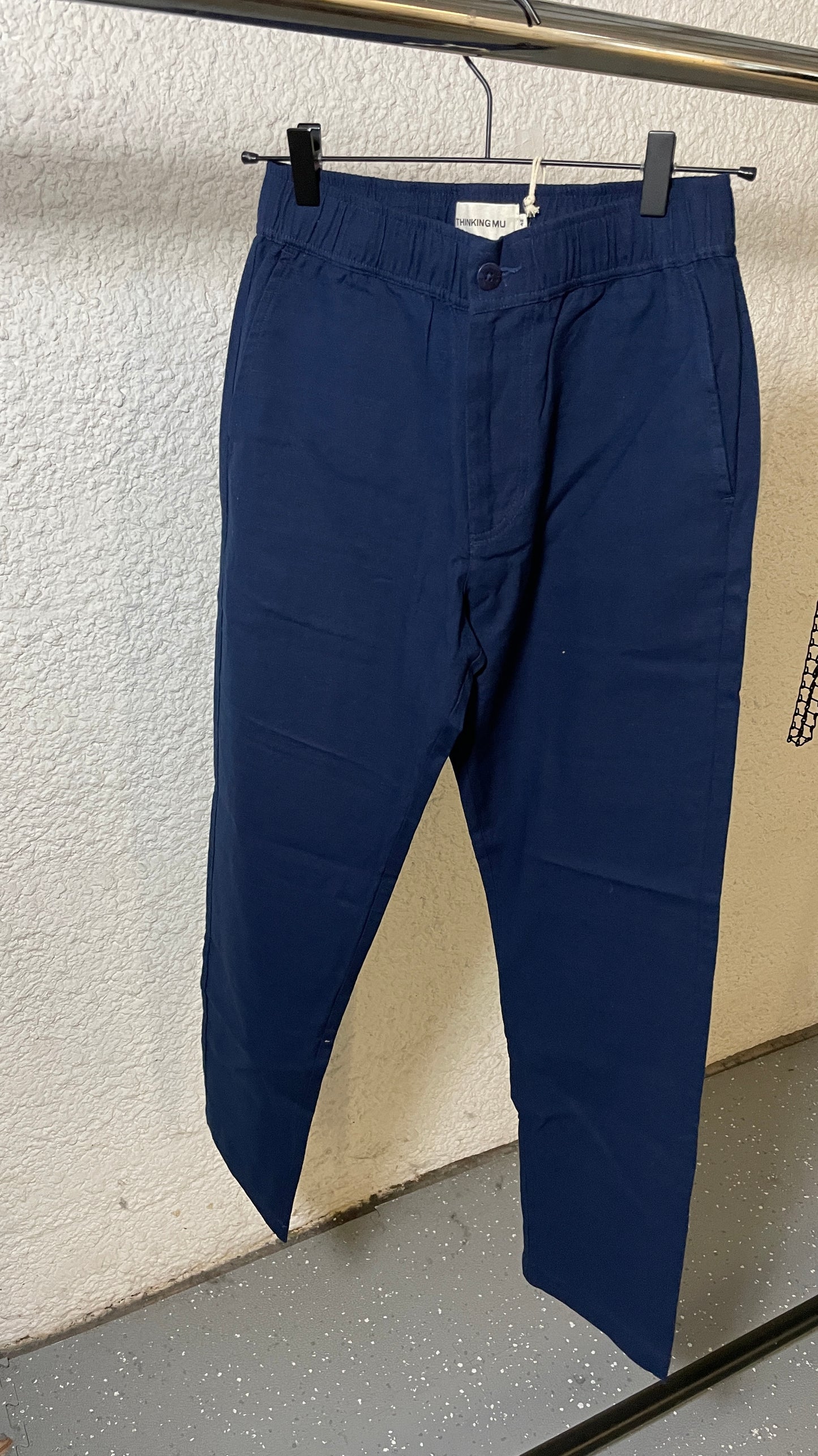 Pantalon droit en coton bio | marine 'blue night light travel pants'