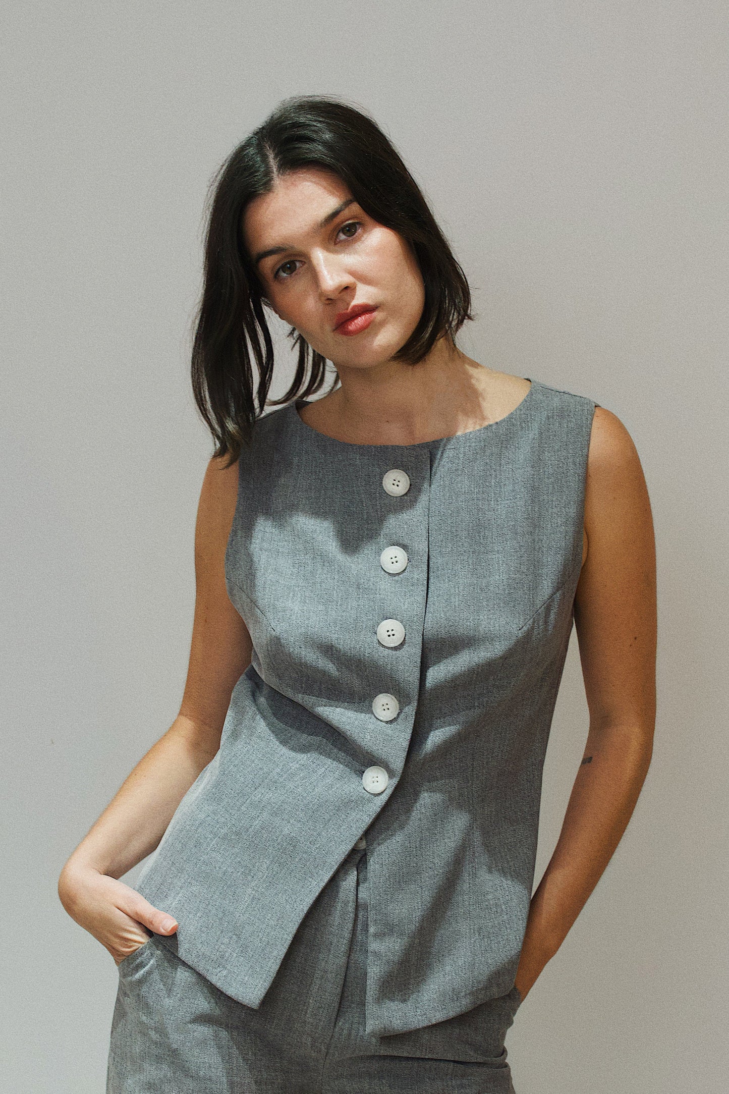 Top Gilet made in france en matière upcyclée | gris 'lara'
