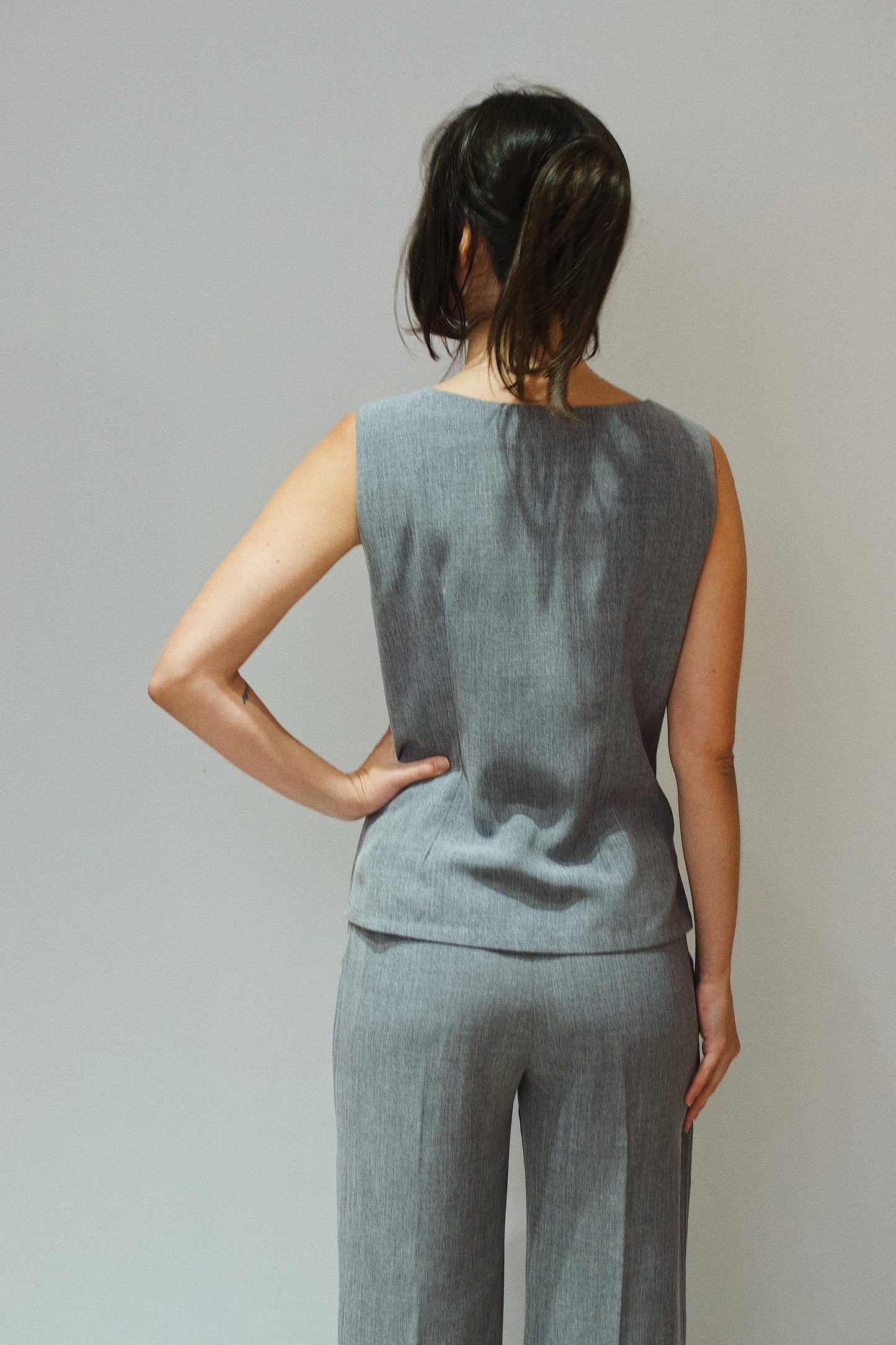 Top Gilet made in france en matière upcyclée | gris 'lara'