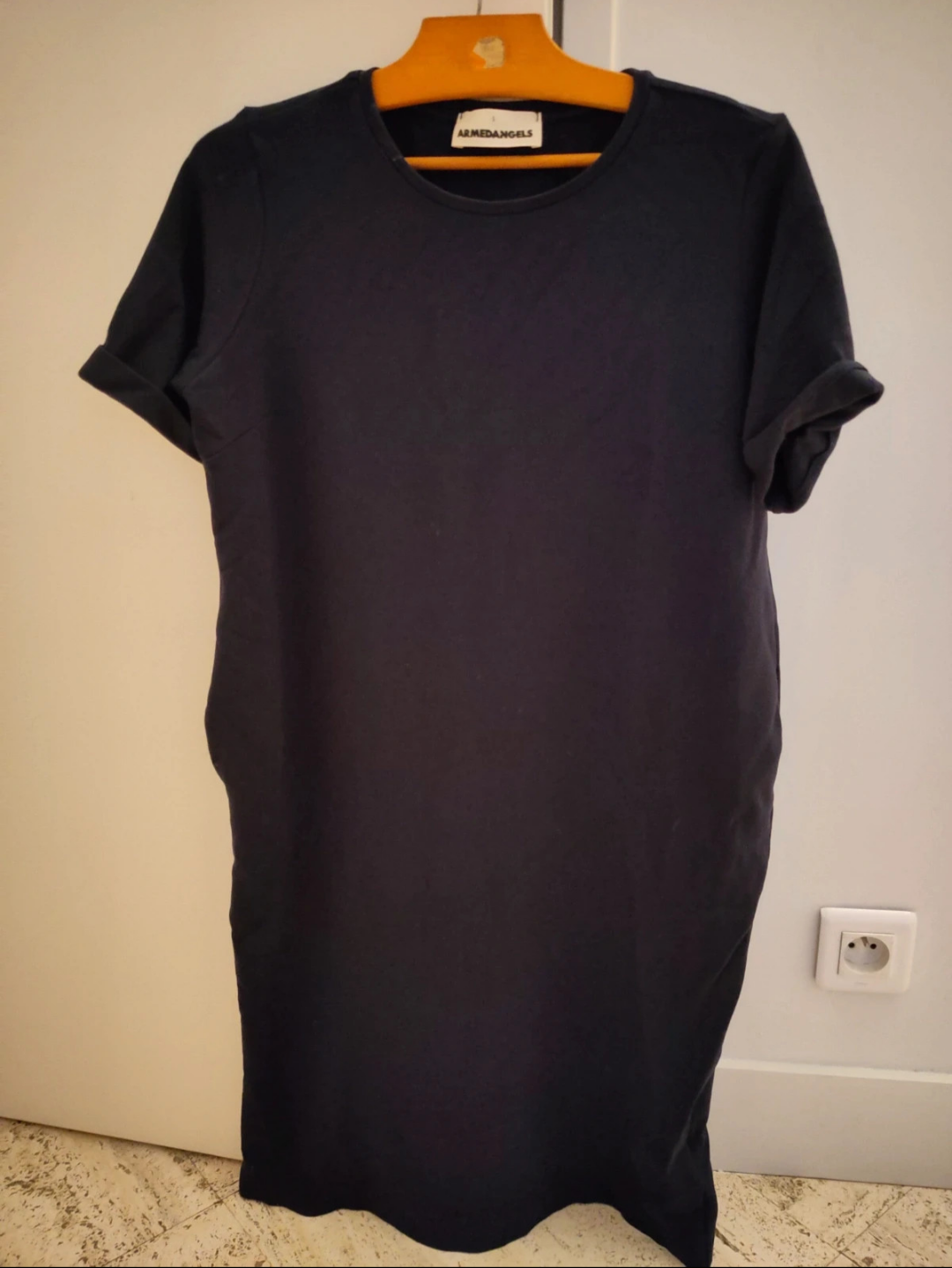Robe t-shirt en ecovero | noir 'maaila black'