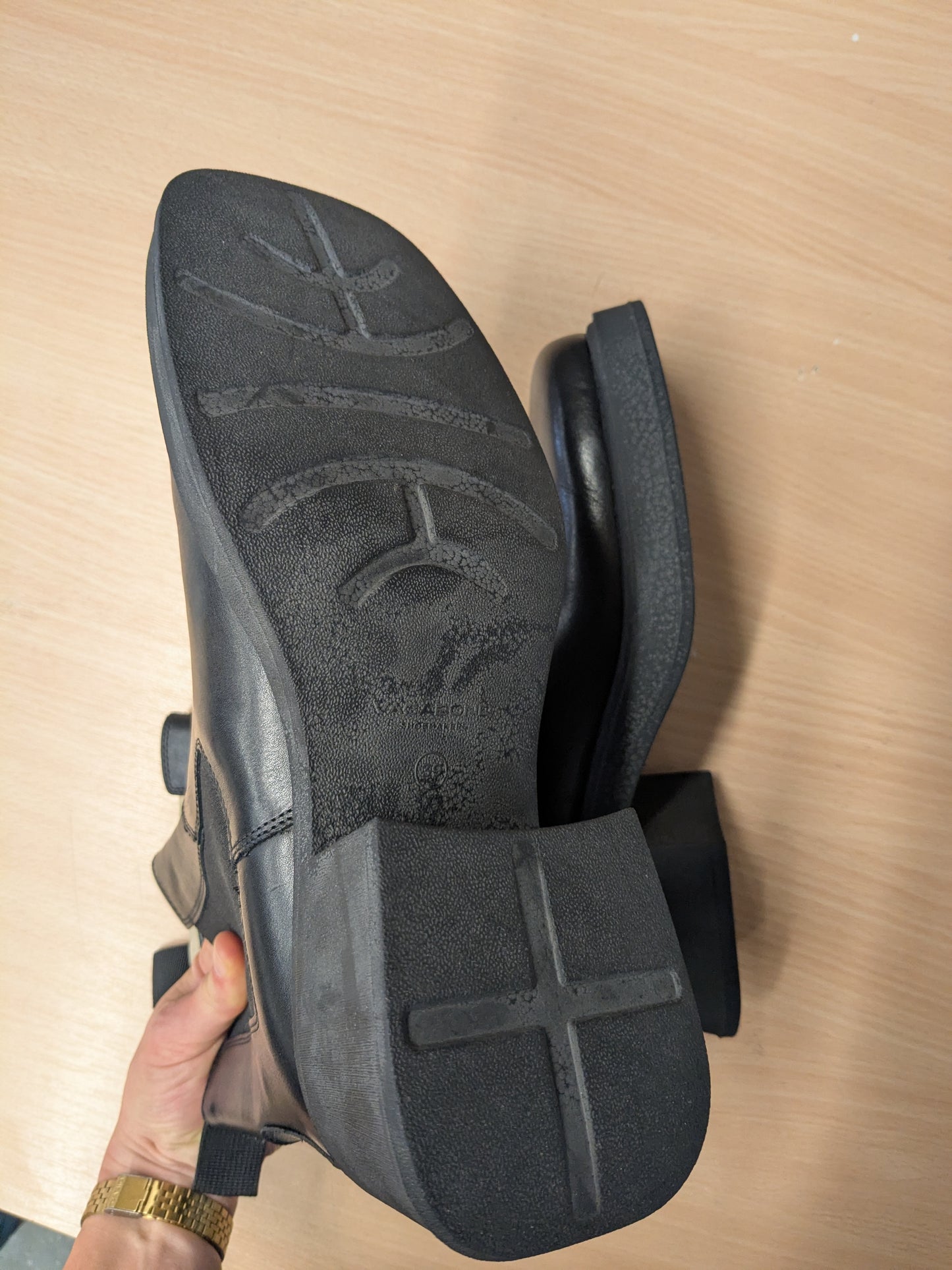 Bottines Chelsea en cuir certifié | Noir 'dorah black'