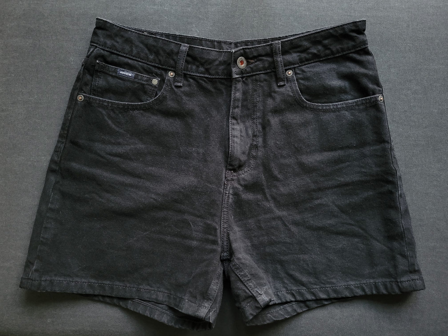 Short en jean noir en coton bio - demi short washed black