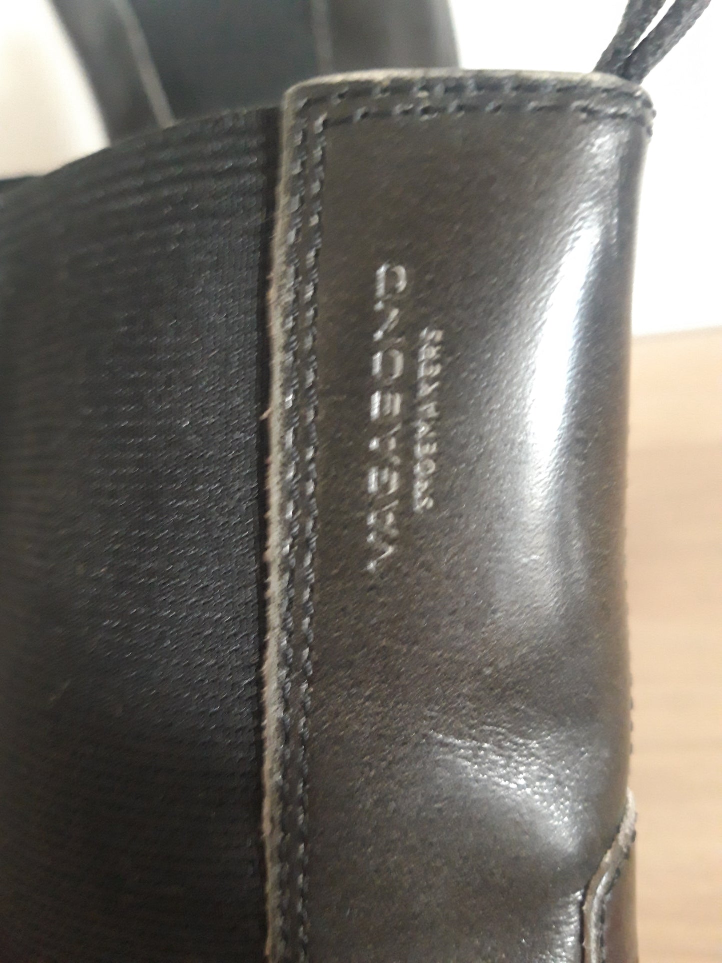 Bottines Chelsea en cuir certifié | Noir 'dorah black'