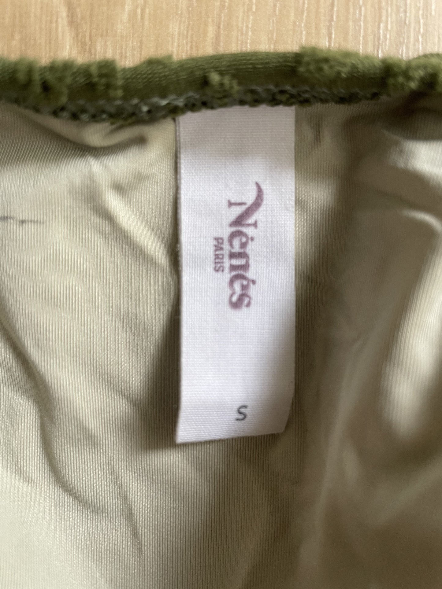 Bas maillot vert texturé taille haute en recyclé - hirola
