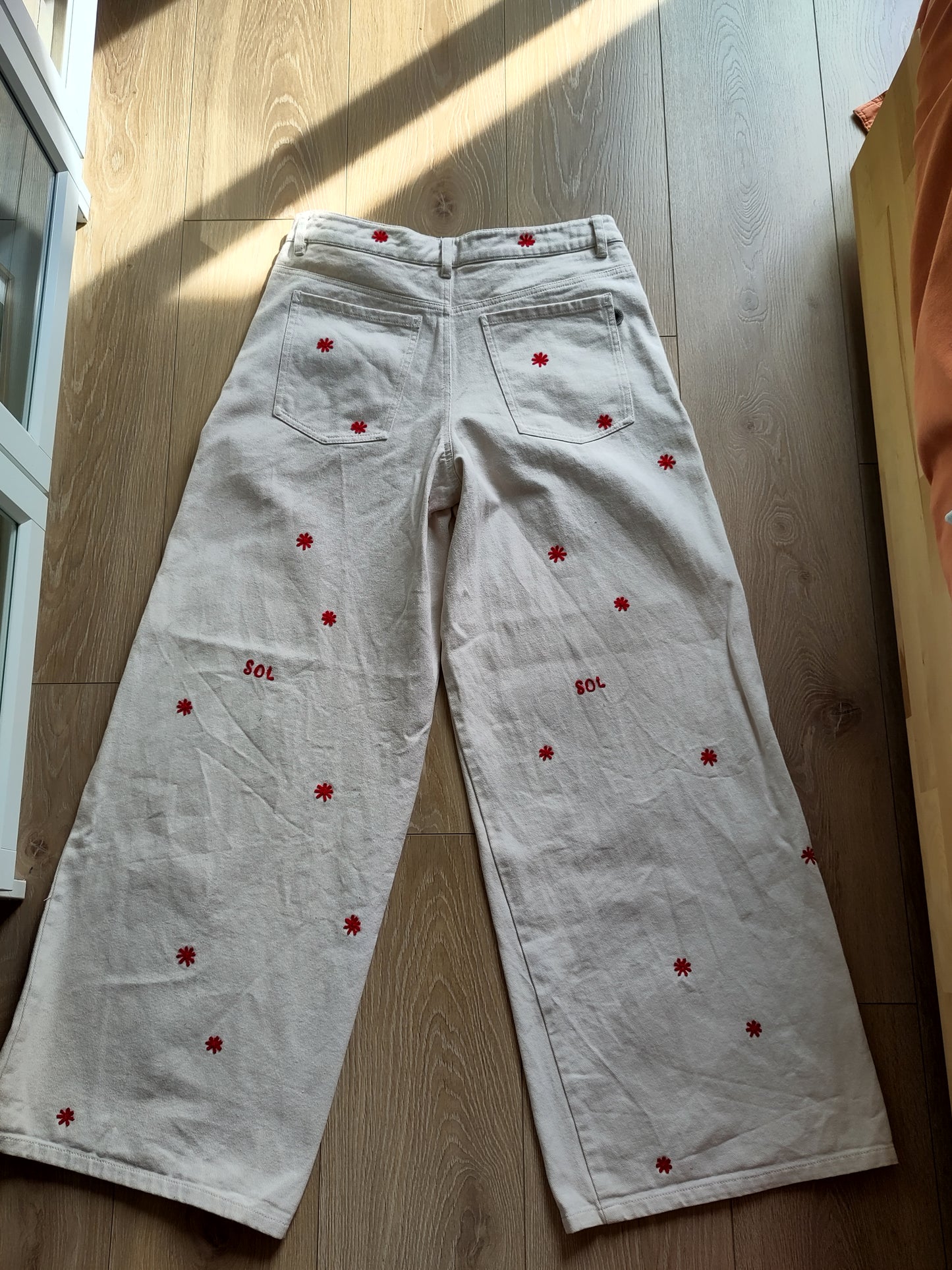 Jean ample en coton bio | écru 'sol chain hedda pants'