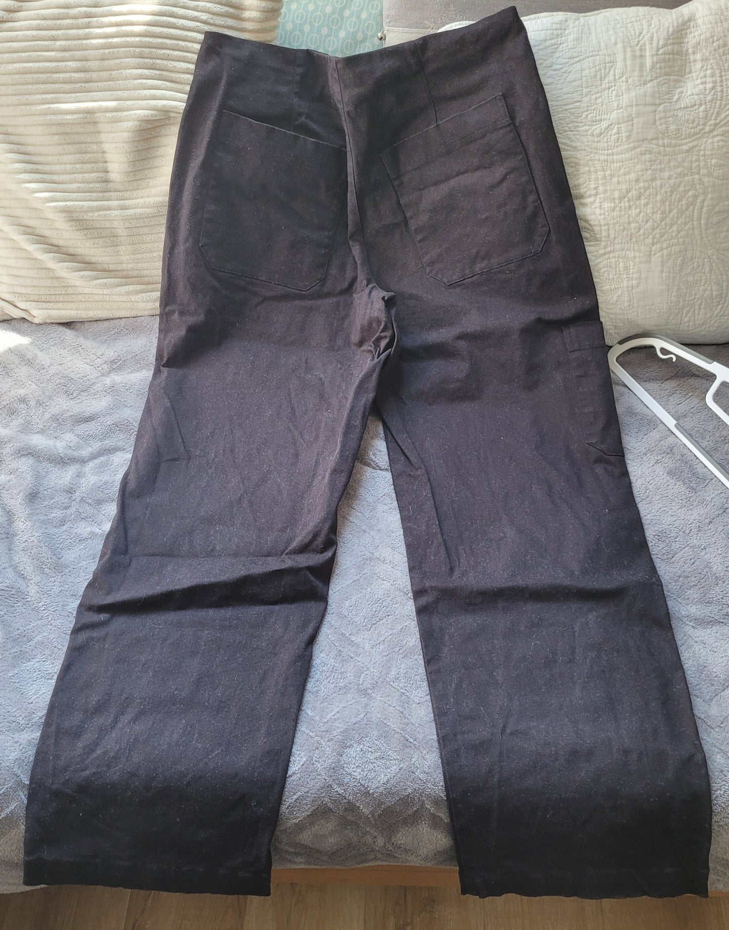 Pantalon noir ample