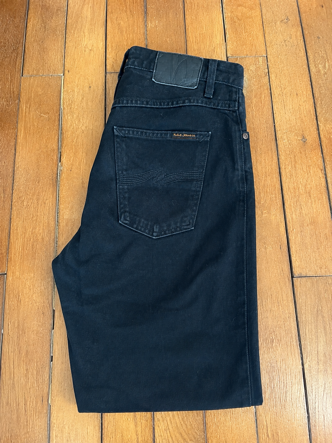 Jean mom en coton bio | noir 'breezy britt aged black'