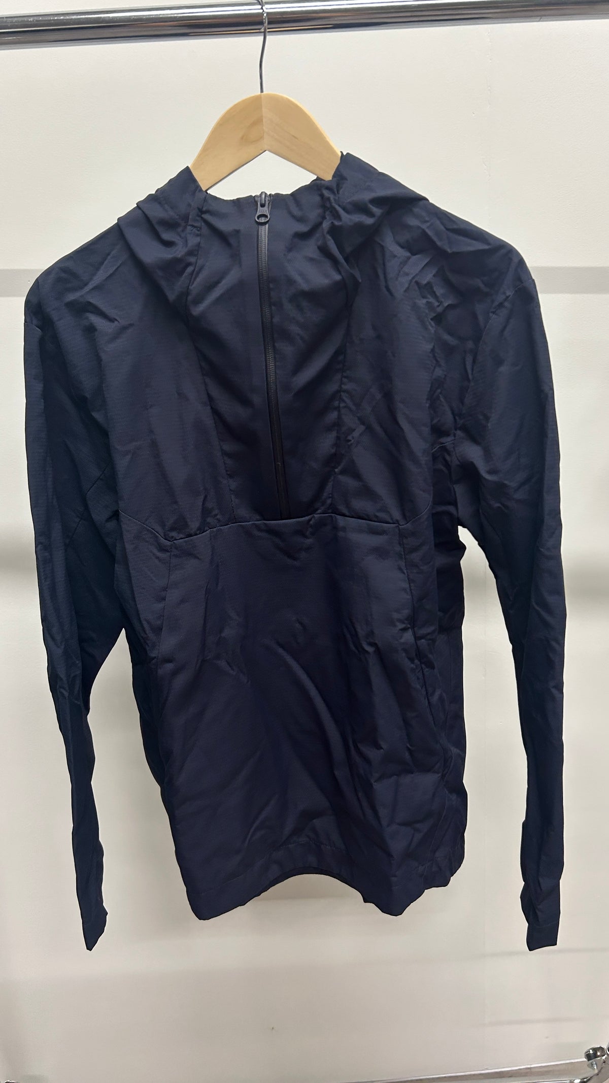 Coupe-vent en matière recyclée | bleu 'technical hoodie water repellent - dark navy'
