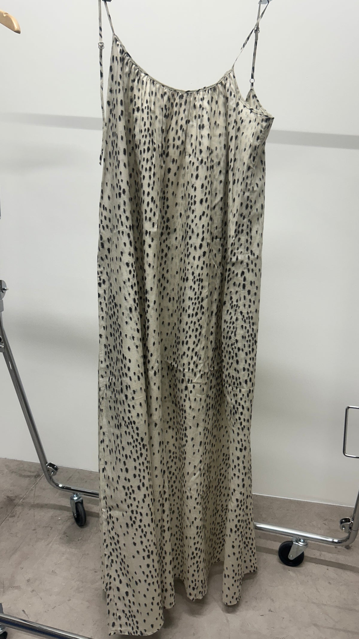 tova - dalmatian dots