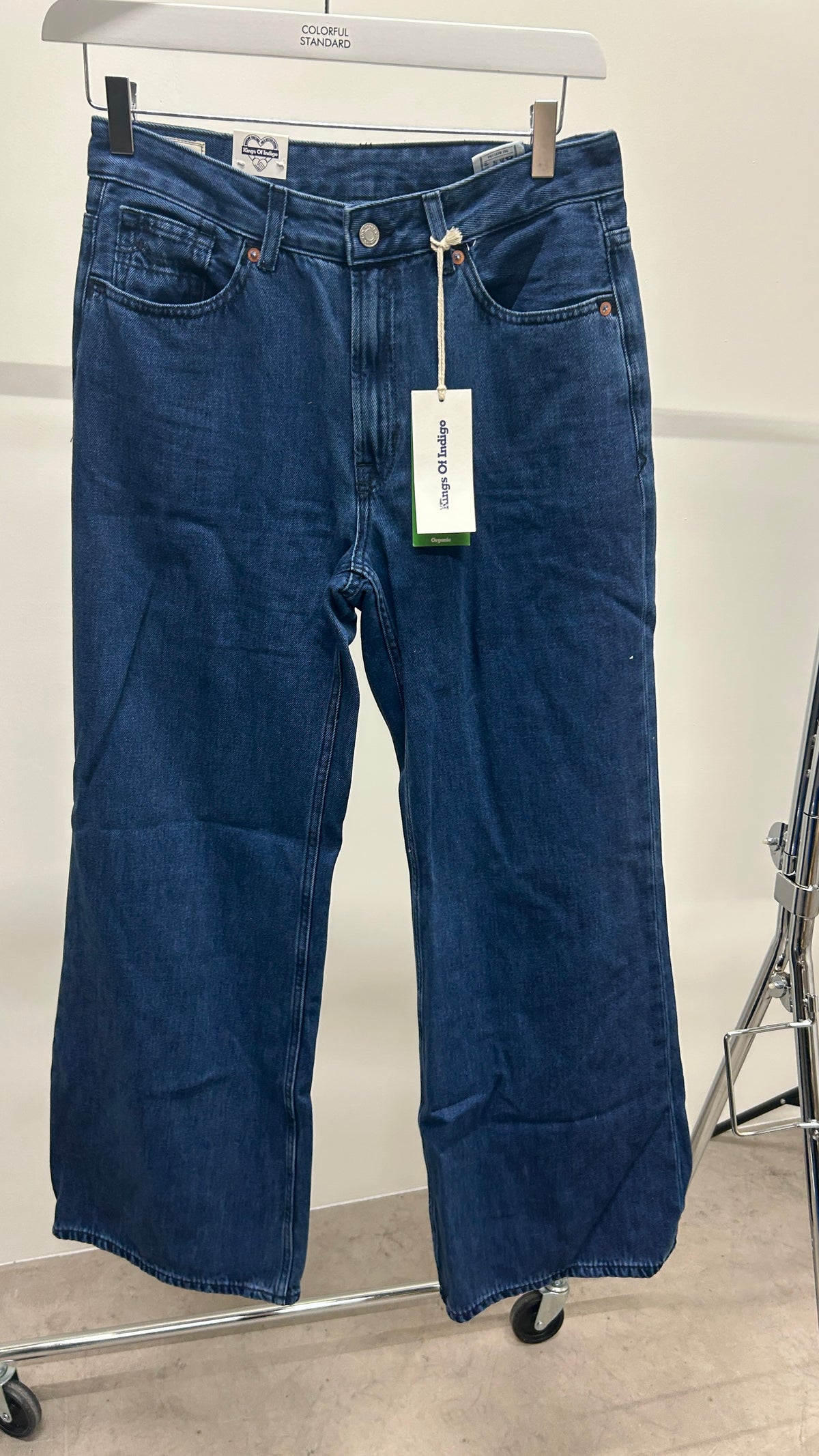 Jean évasé en coton bio | bleu 'jane - alex dark worn'