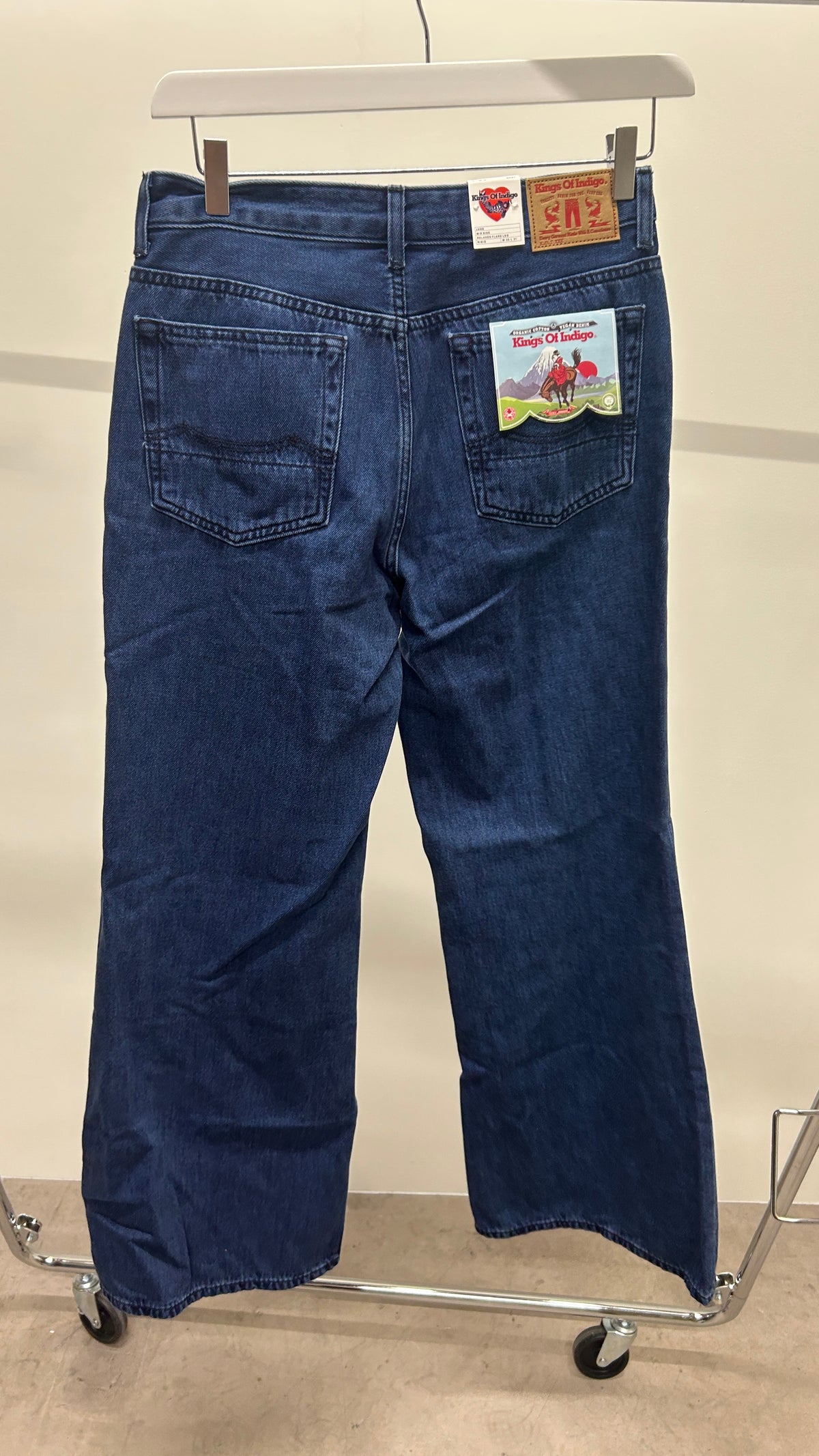 Jean évasé en coton bio | bleu 'jane - alex dark worn'
