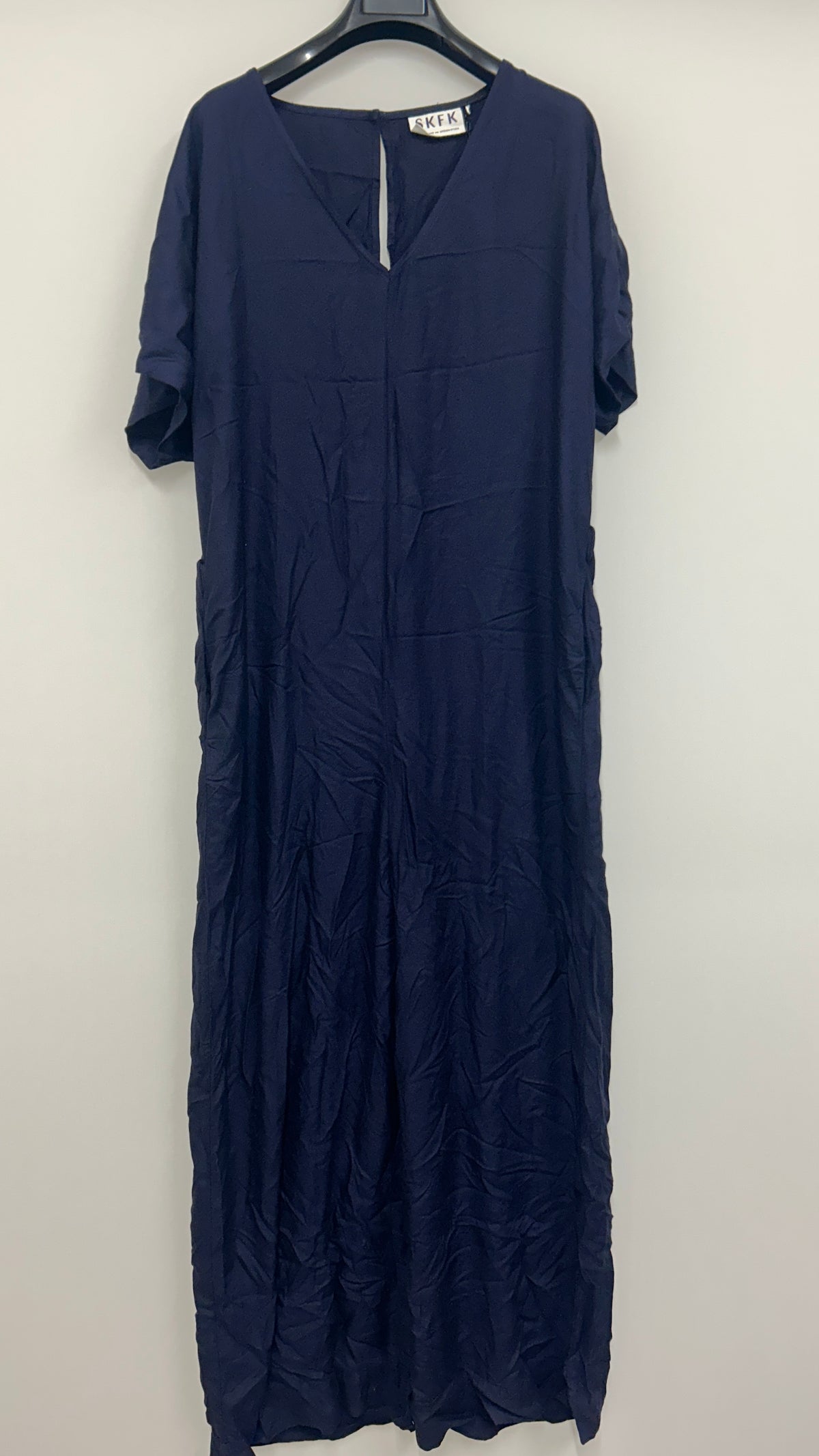 Combi-pantalon en ecovero | violet 'kaie jumpsuit - navy violet'