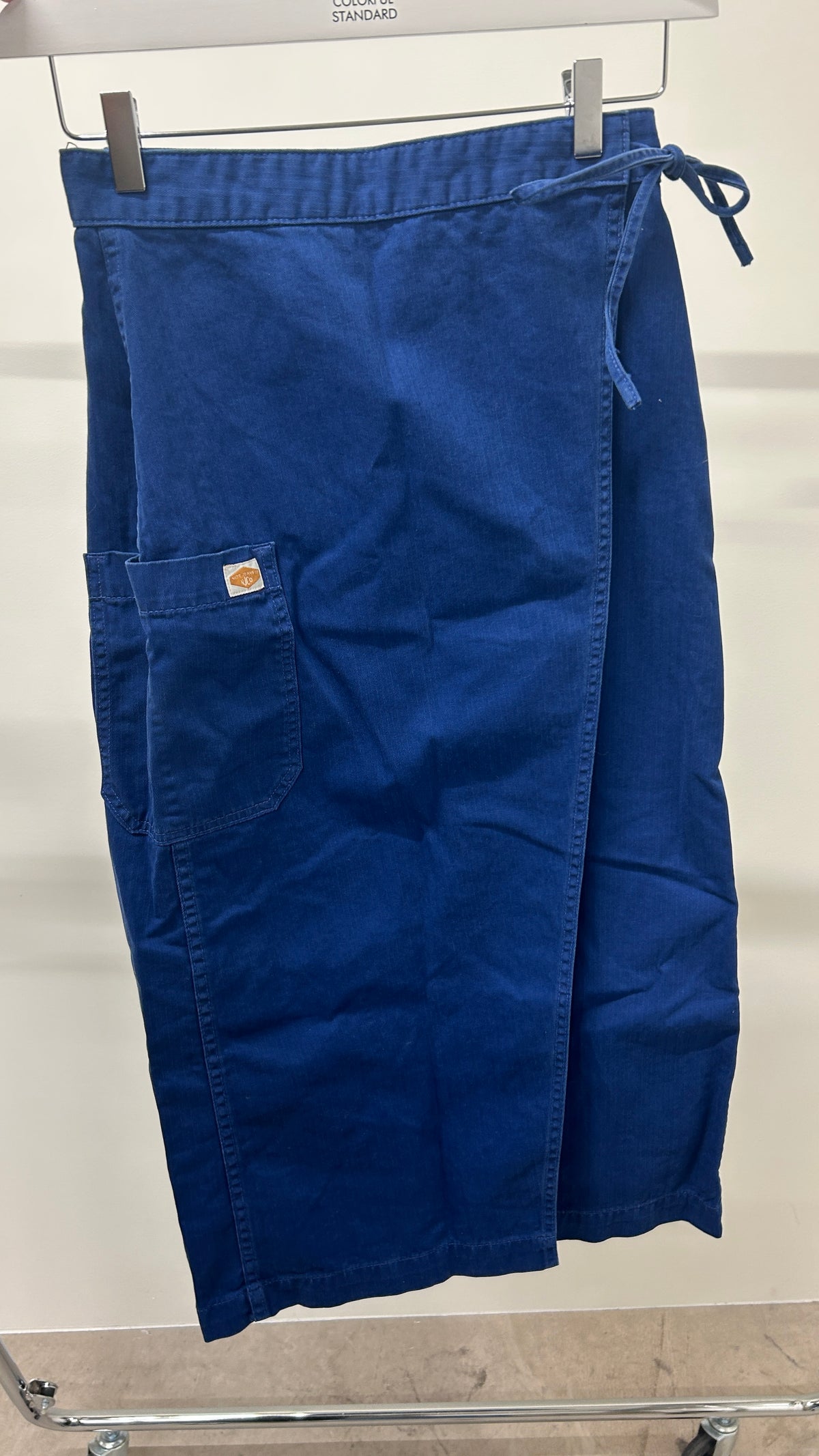 Jupe portefeuille en coton bio | bleu chevrons 'irma skirt herringbone - blue'
