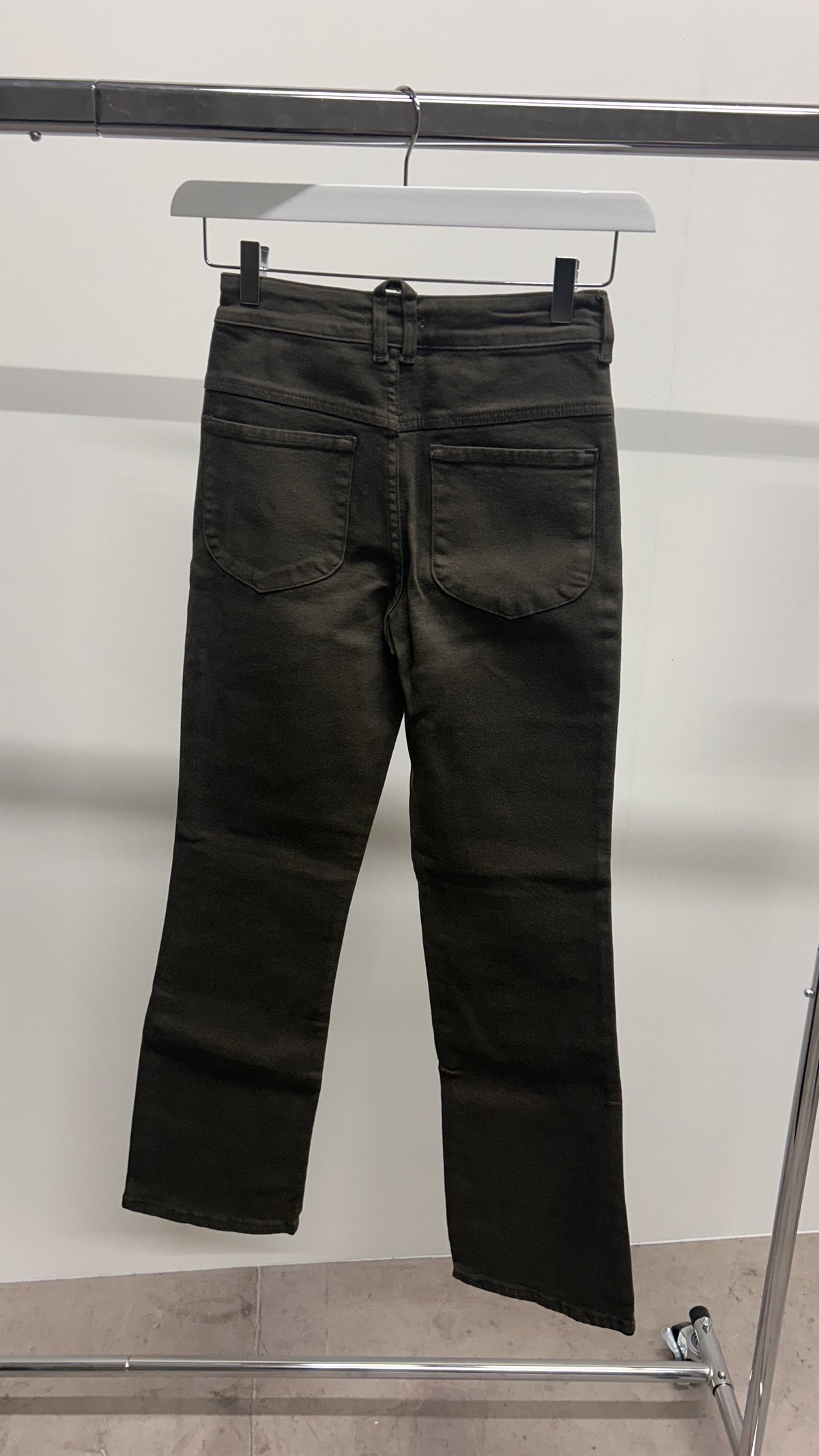 Pantalon droit en coton bio | Kaki 'karmele trouser'