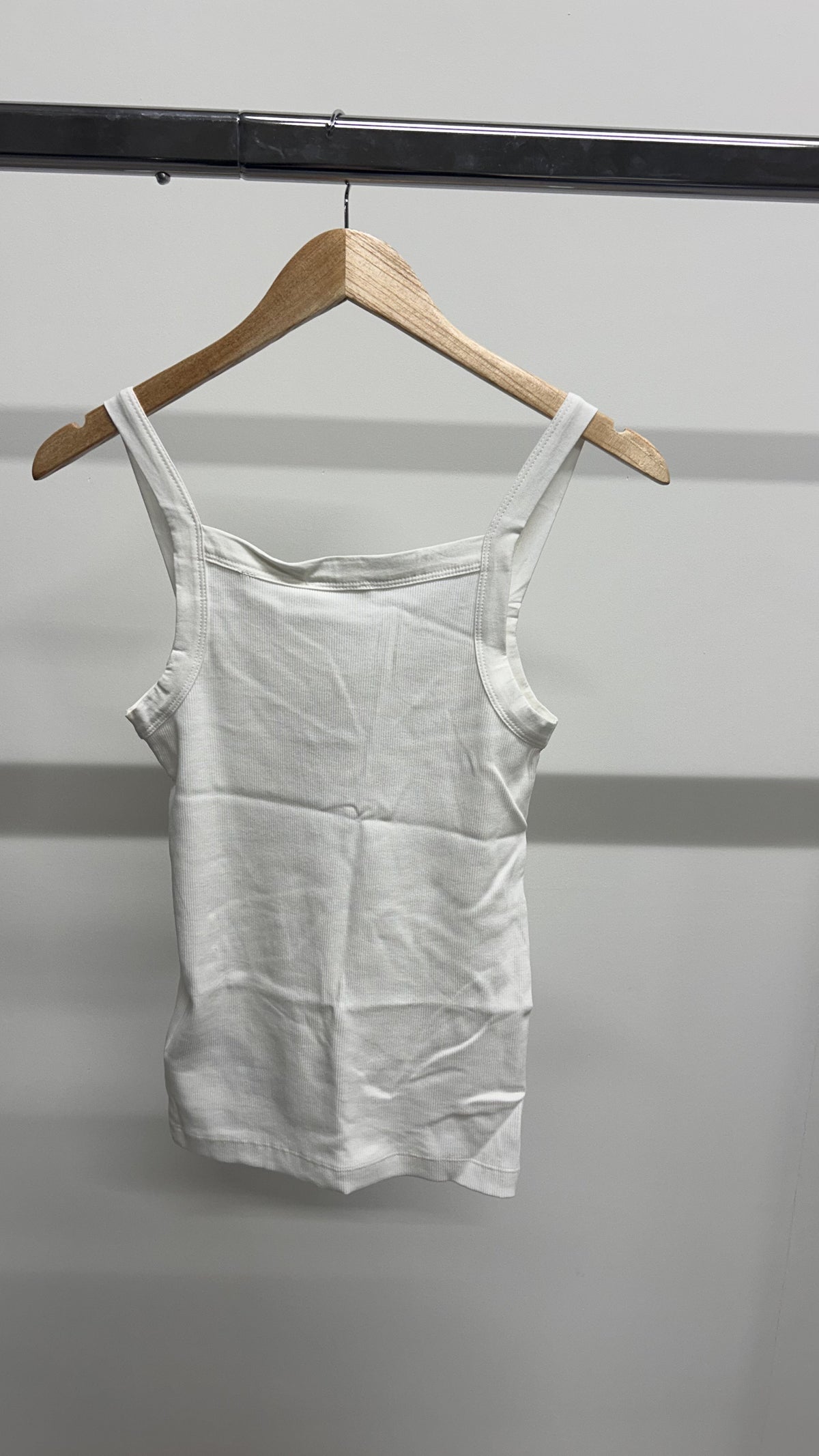 Débardeur côtelé en coton bio | blanc 'rib strap top star white'