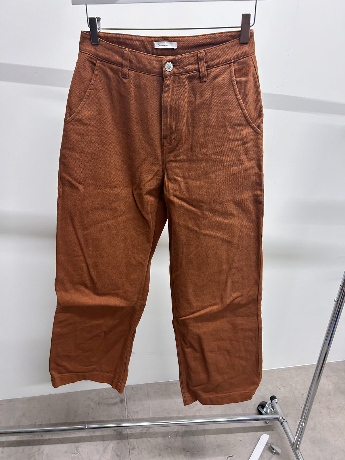 Pantalon ample en coton bio | orange 'posey wide mid-rise twill pant mocha bisque'