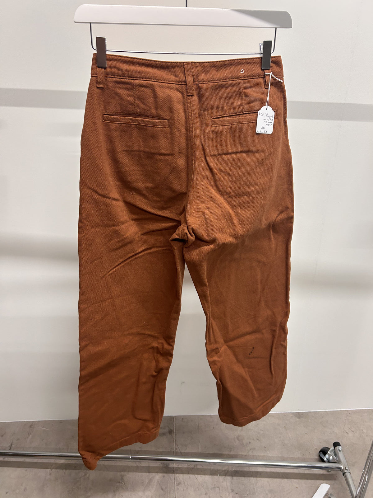 Pantalon ample en coton bio | orange 'posey wide mid-rise twill pant mocha bisque'