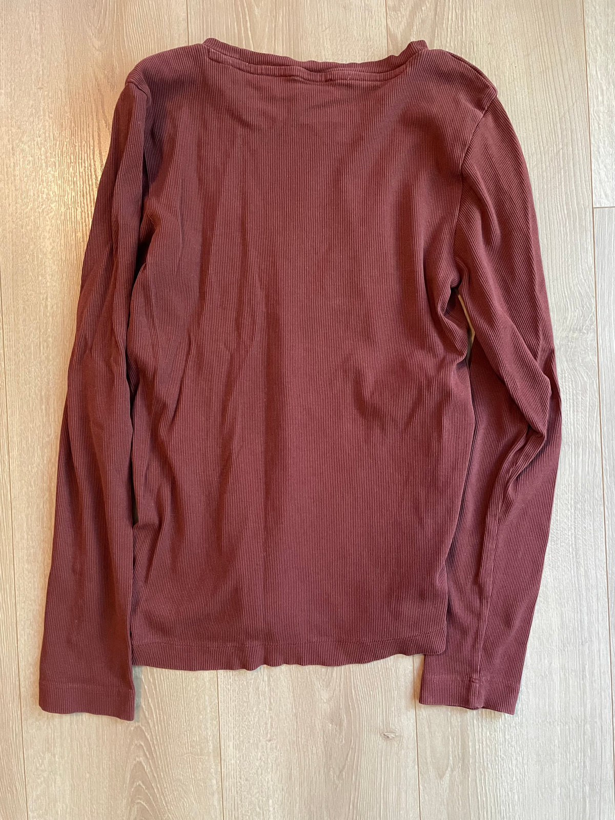 T-shirt manches longues en coton bio | rouge 'rib scoop neck long sleeved fired brick'