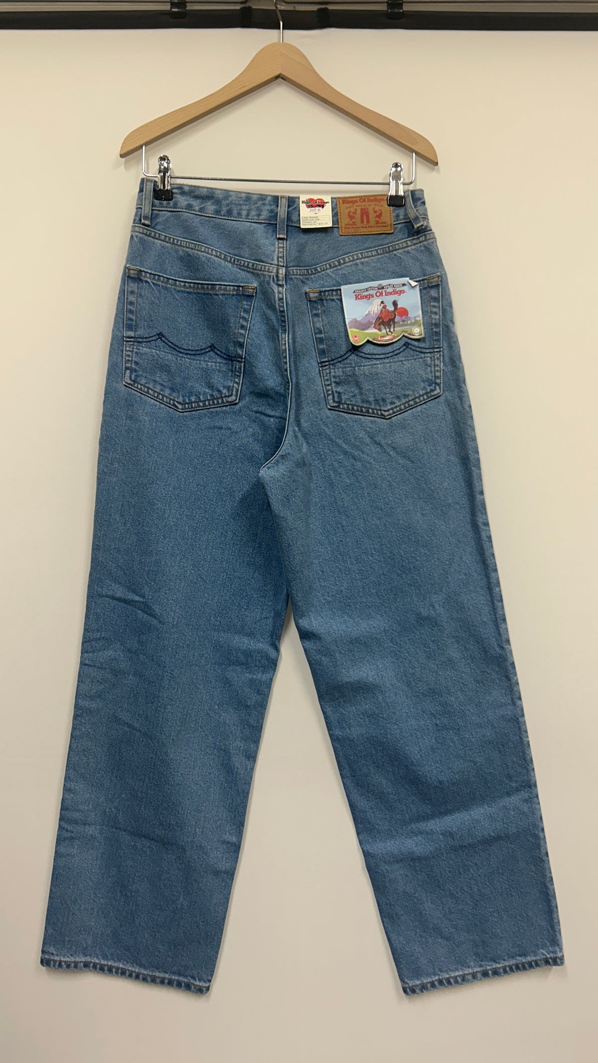 Jean droit en coton bio et recyclé | bleu 'liora cropped clean holo mid vintage'