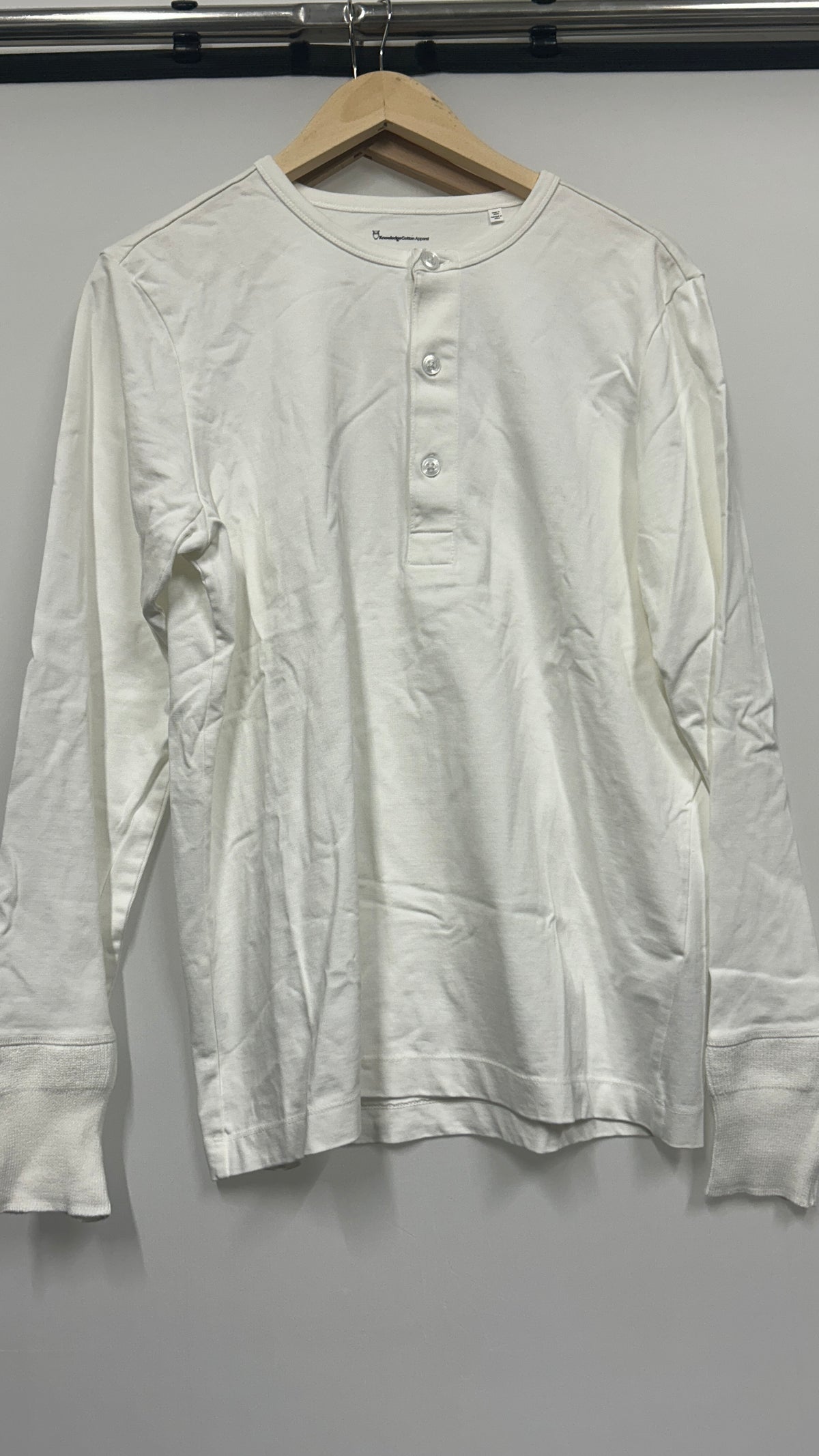 T-shirt boutonné en coton bio | blanc 'bo long sleeve henley bright white'