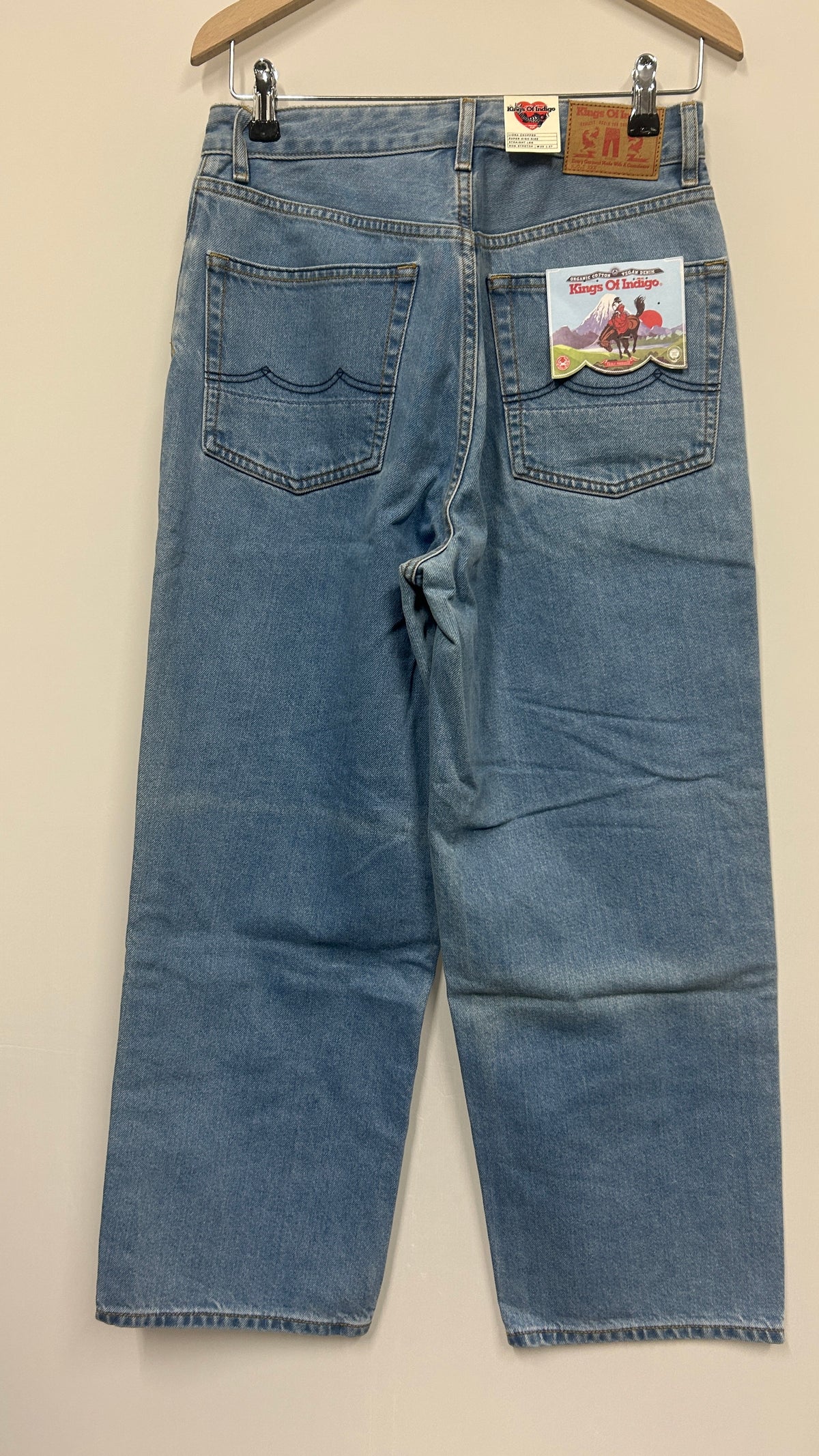Jean droit en coton bio et recyclé | bleu 'liora cropped clean holo mid vintage'