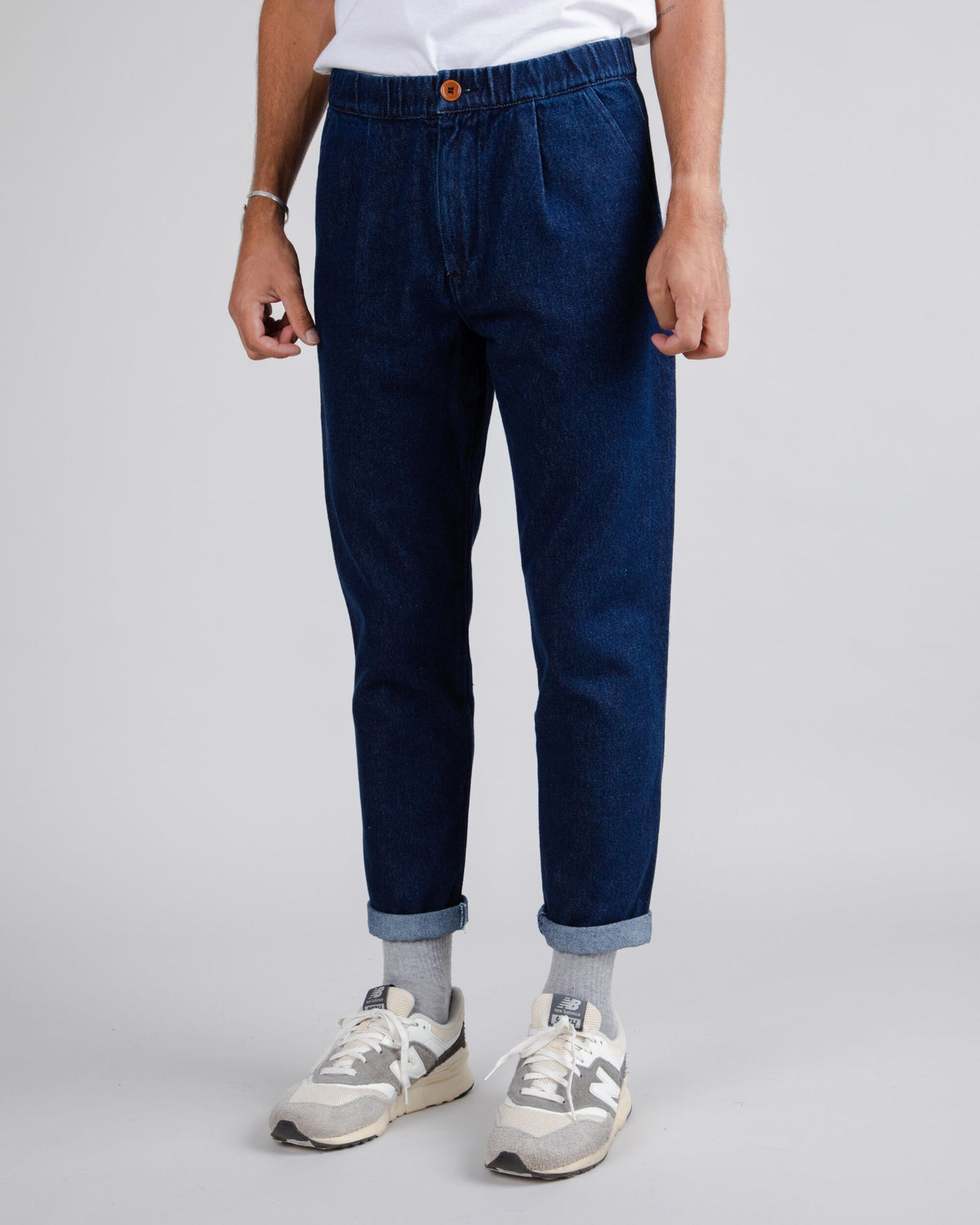 Chino en coton bio et recyclé | Bleu "comfort chino indigo blue"