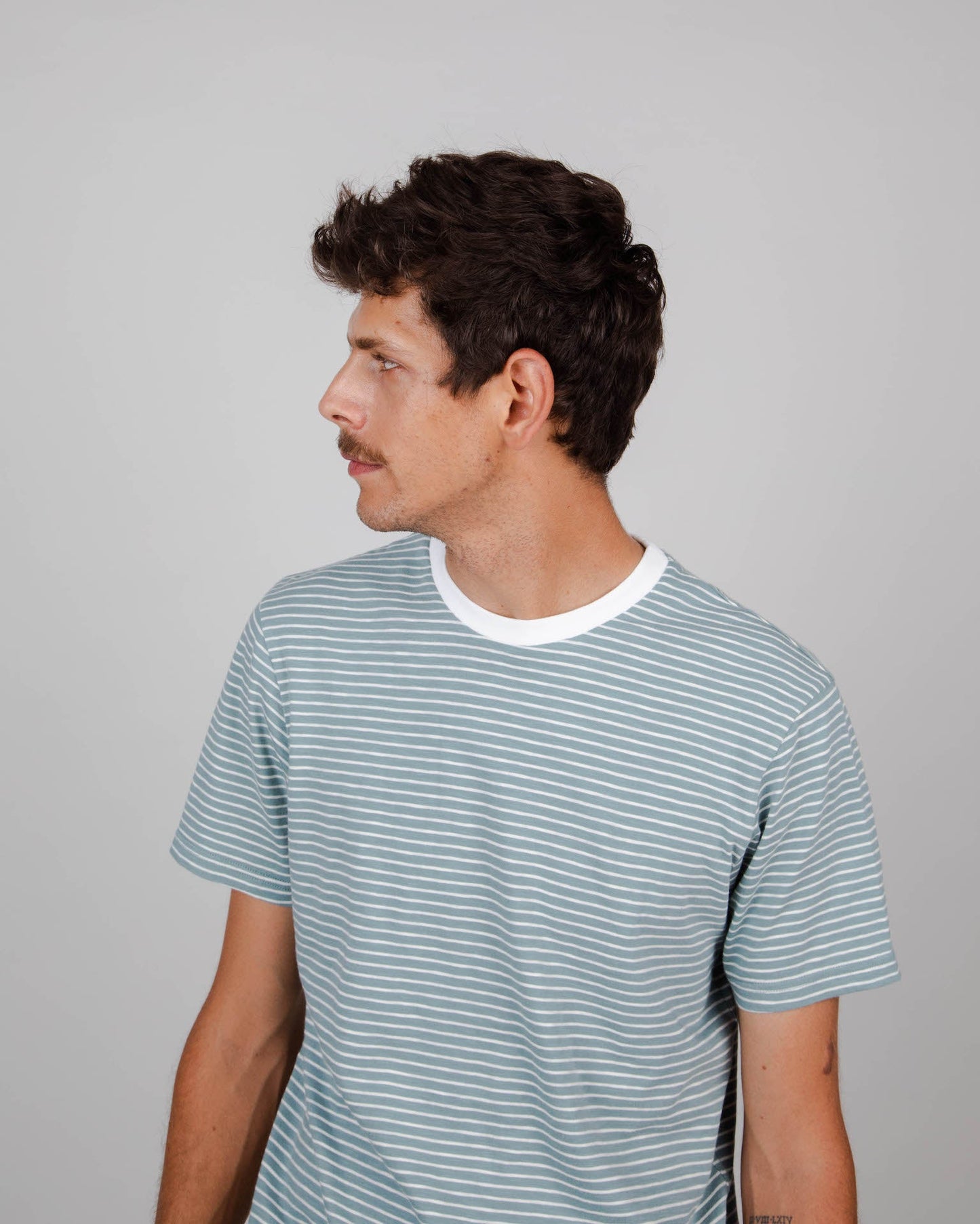 T-shirt bleu clair rayé en coton bio - stripes t-shirt storm blue