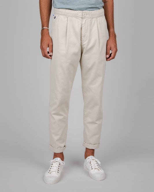 Chino ample écru en coton bio - comfort chino sand