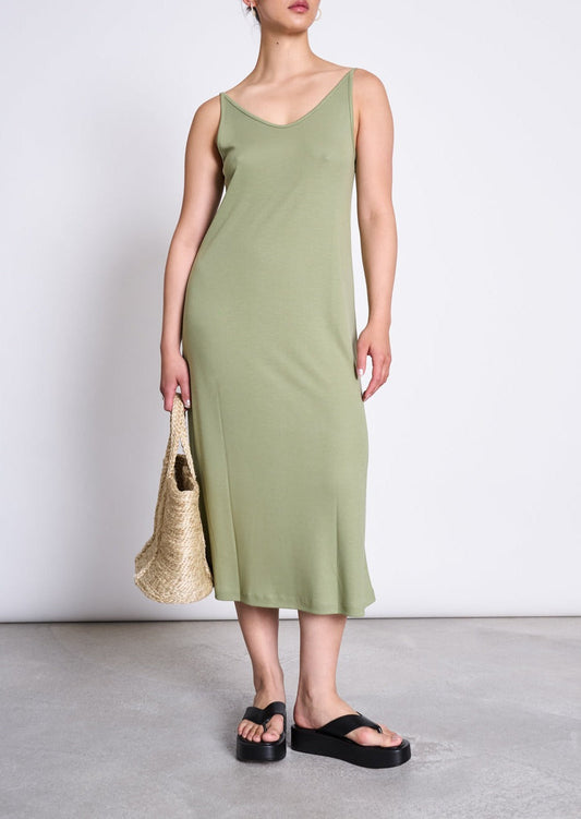 Robe longue en tencel | vert "triangle pale olive"