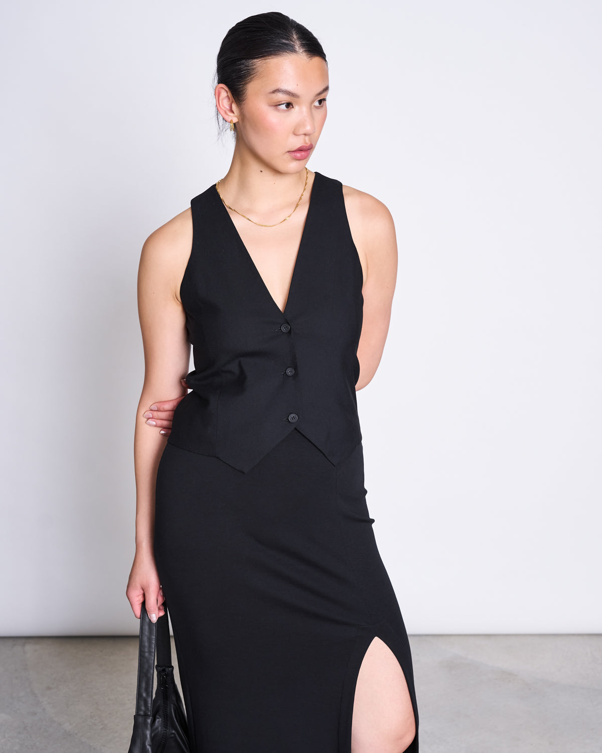 Gilet sans manches en ecovero | noir "aros black"