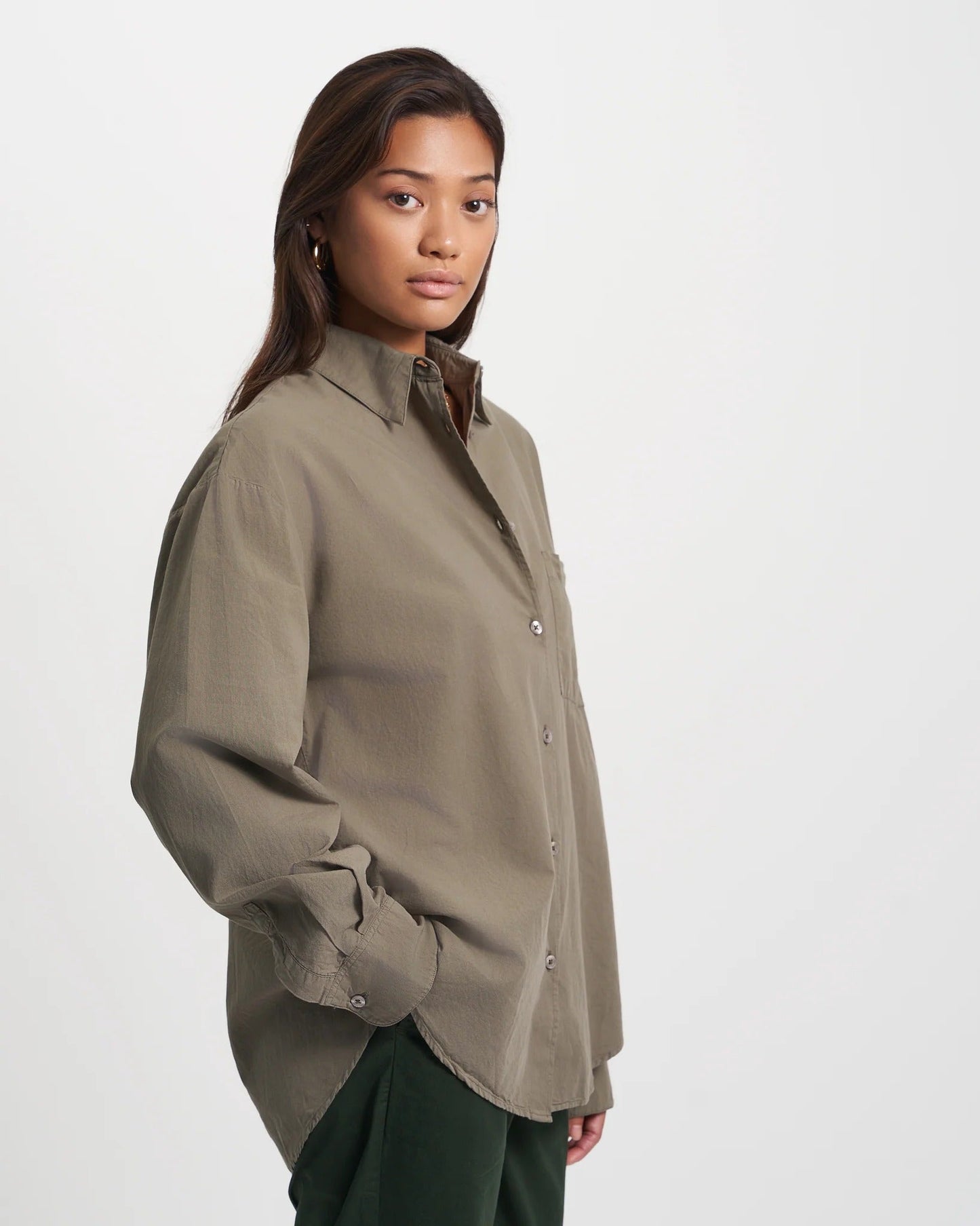 Chemise ample en lin bio | noir "Organic linen oversized shirt - deep black"