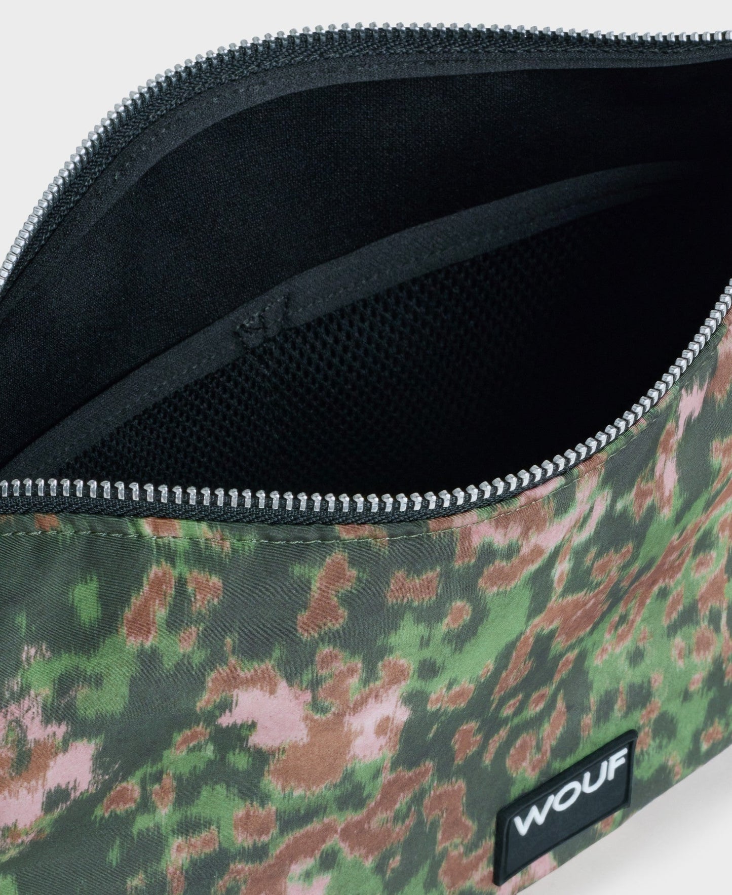 Banane en matière recyclée déperlante | multicolore "elsa crossbody bag motif elsa"