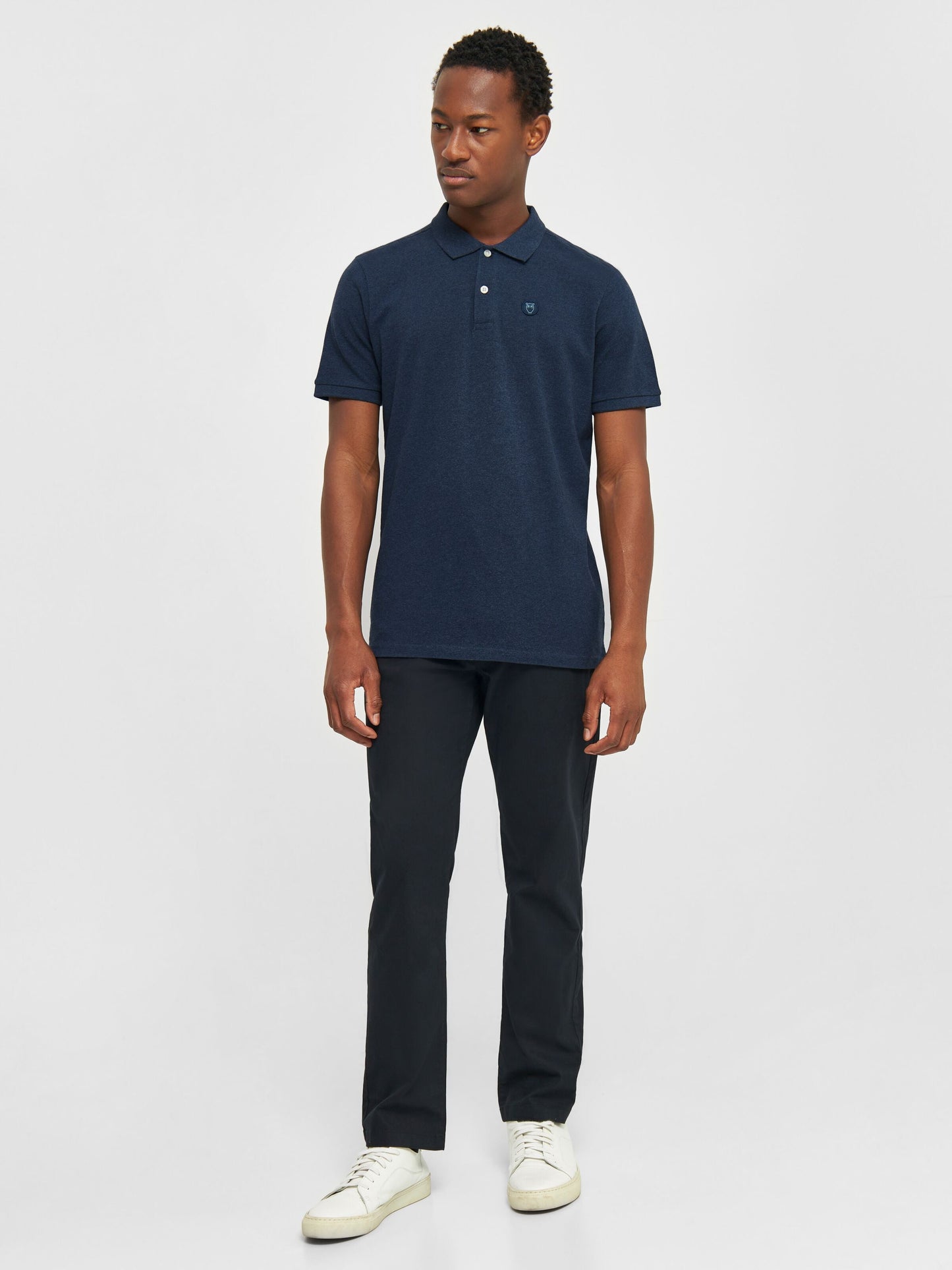 Polo droit bleu foncé en coton bio - basic badge polo insigna blue melange