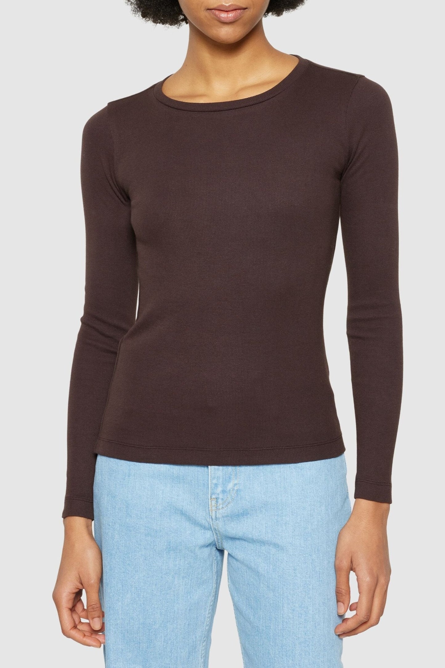 T-shirt manches longues en coton bio | marron "rib scoop neck long sleeved chocolate plum"