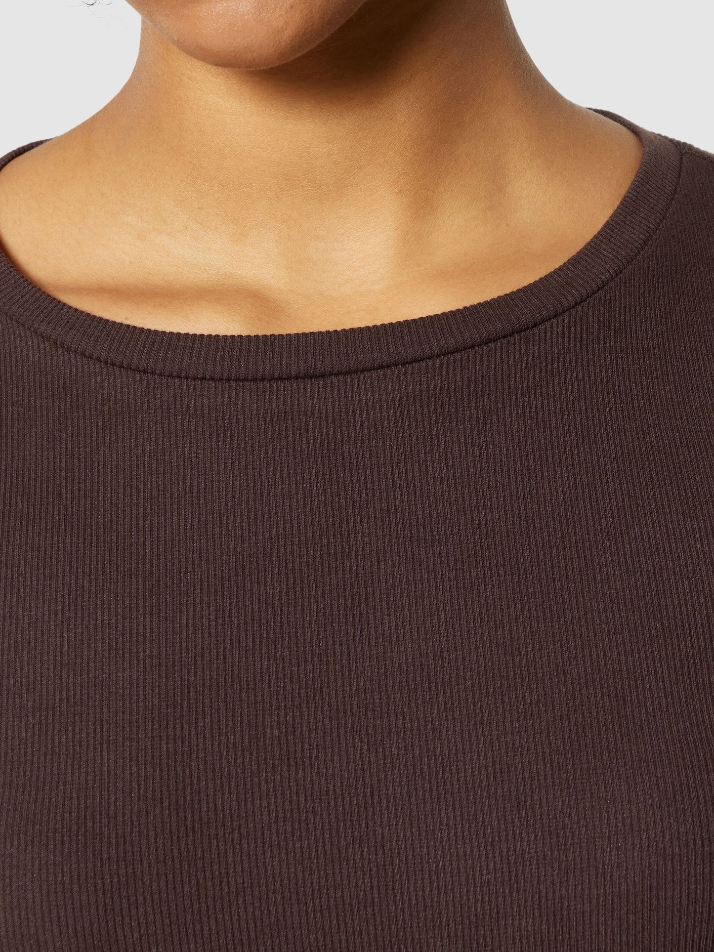 T-shirt manches longues en coton bio | marron "rib scoop neck long sleeved chocolate plum"